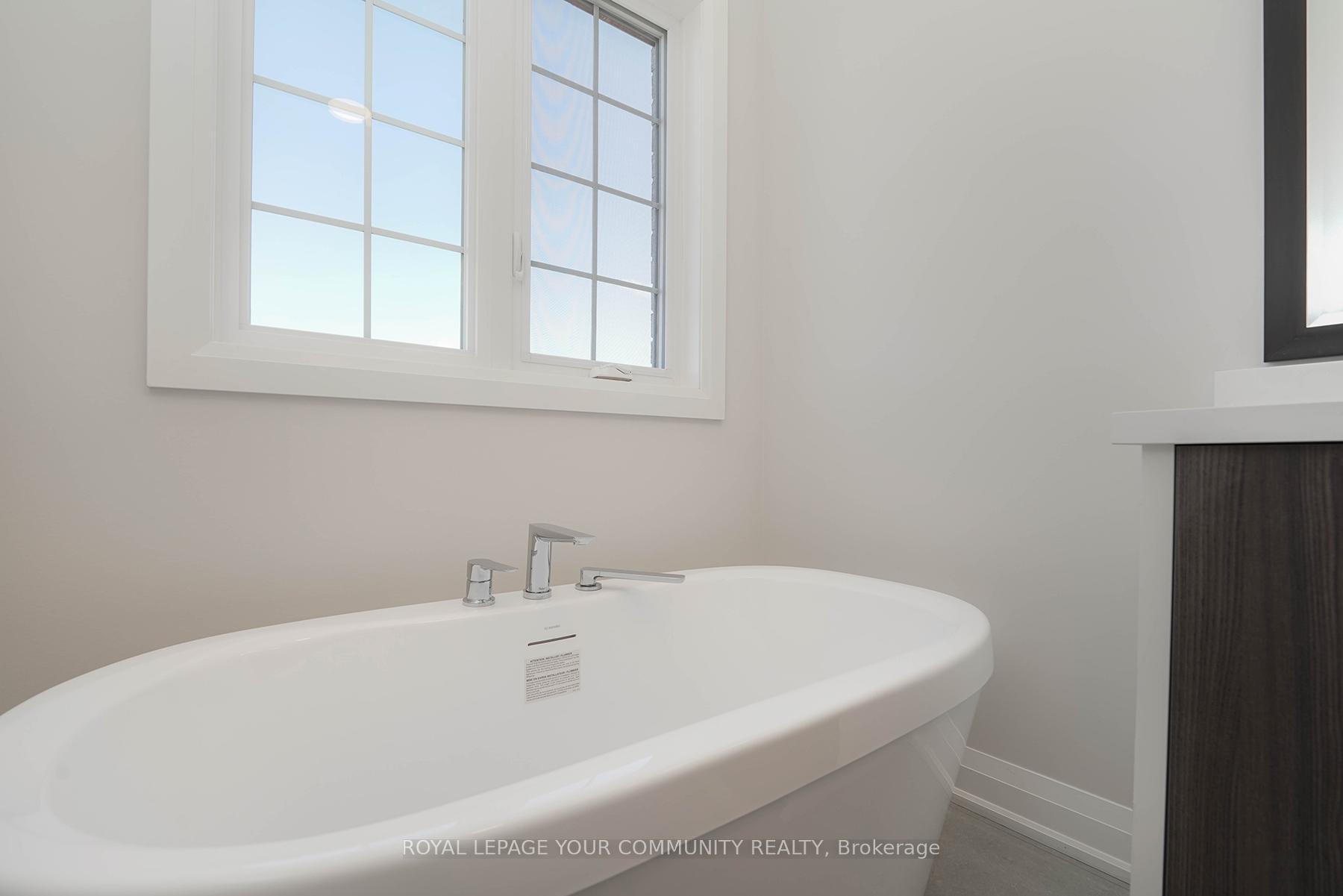 Photo 34 of 122 Lewis Honey Drive, Aurora, Bayview Northeast — HOMEH