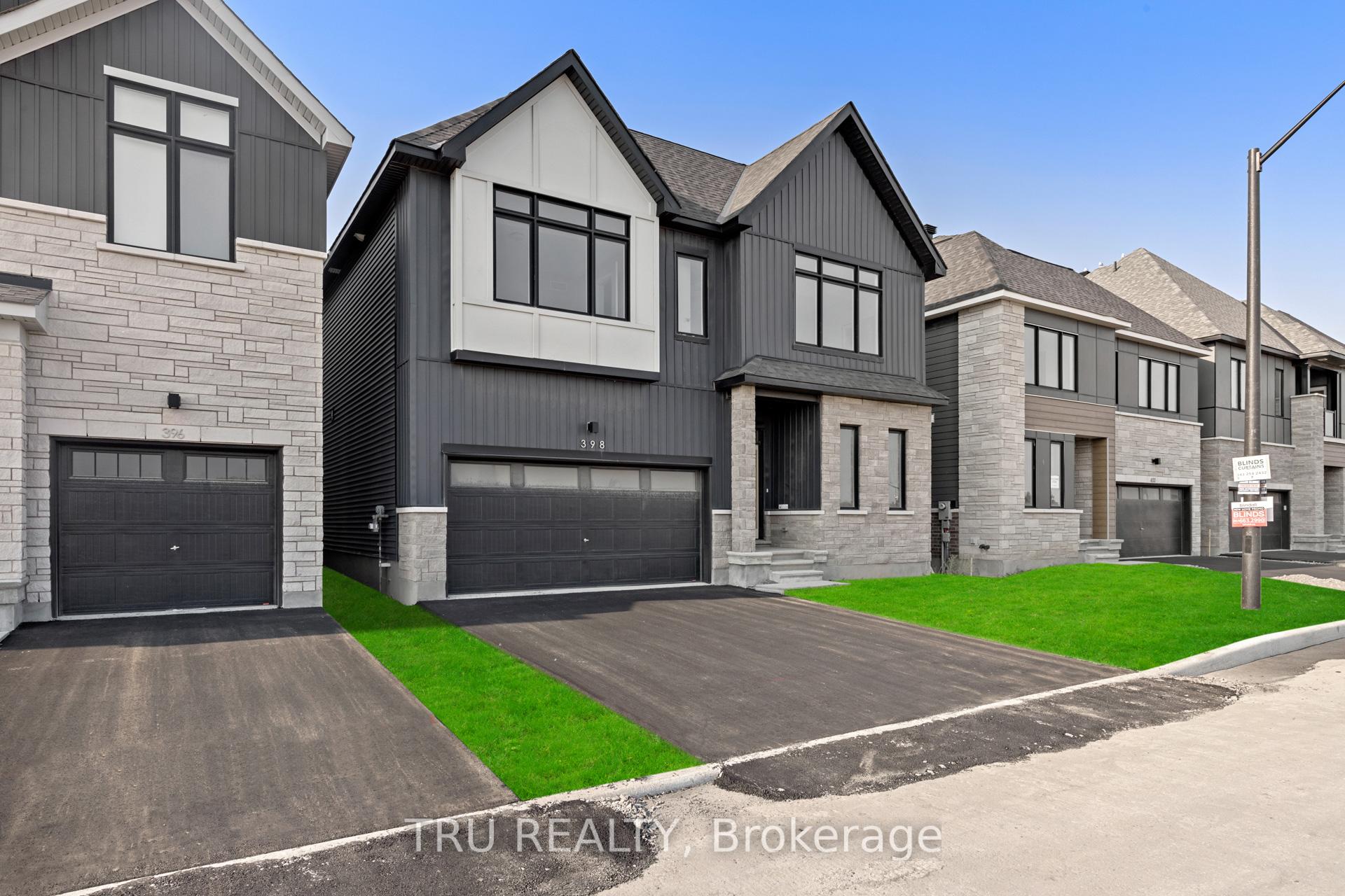 Photo 2 of 398 Peninsula Road, Ottawa, Barrhaven - Heritage Park — HOMEH