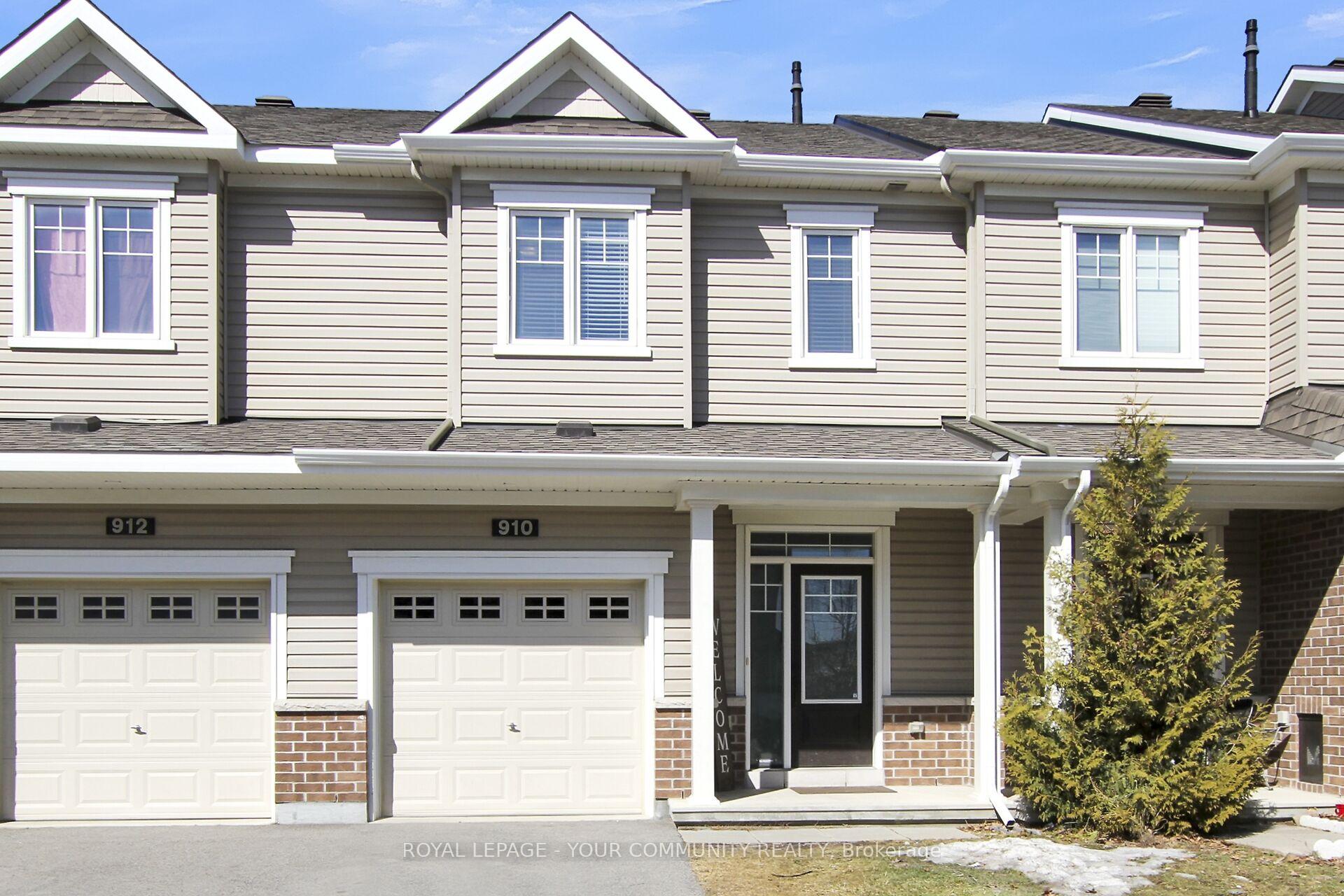 Front of 910 Kilbirnie Drive