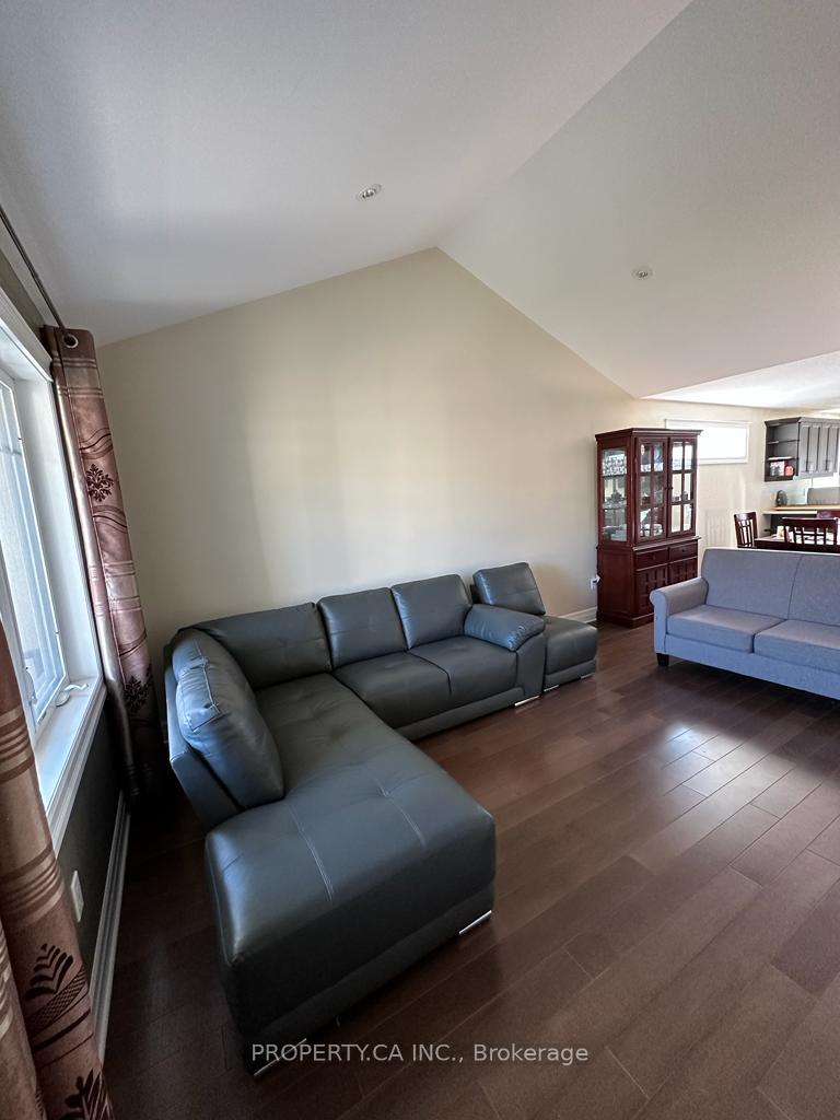 Photo 6 of Unit Upper, 32 Sage Street, Belleville, Belleville Ward — HOMEH