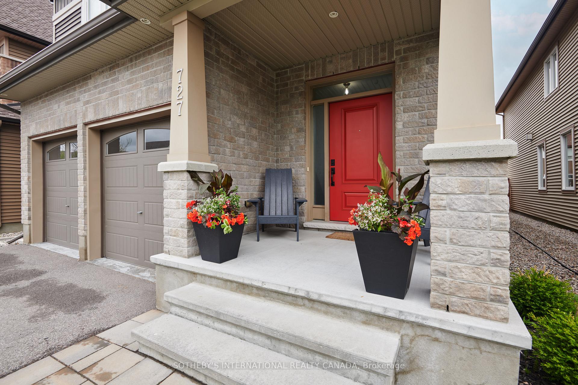 Photo 2 of 727 Bunchberry Way, Ottawa, Blossom Park/Kemp Park/Findlay Creek — HOMEH