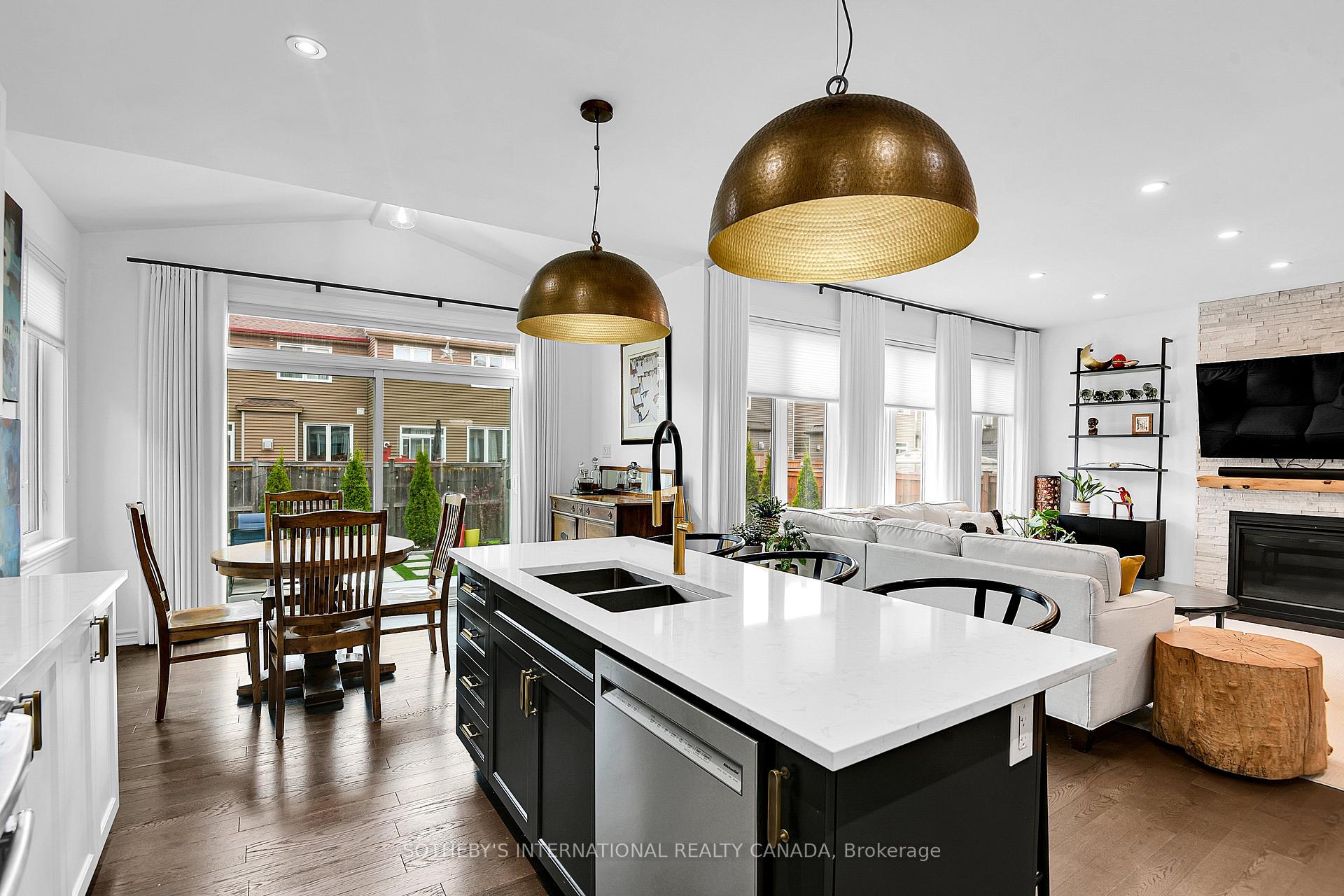 Photo 10 of 727 Bunchberry Way, Ottawa, Blossom Park/Kemp Park/Findlay Creek — HOMEH
