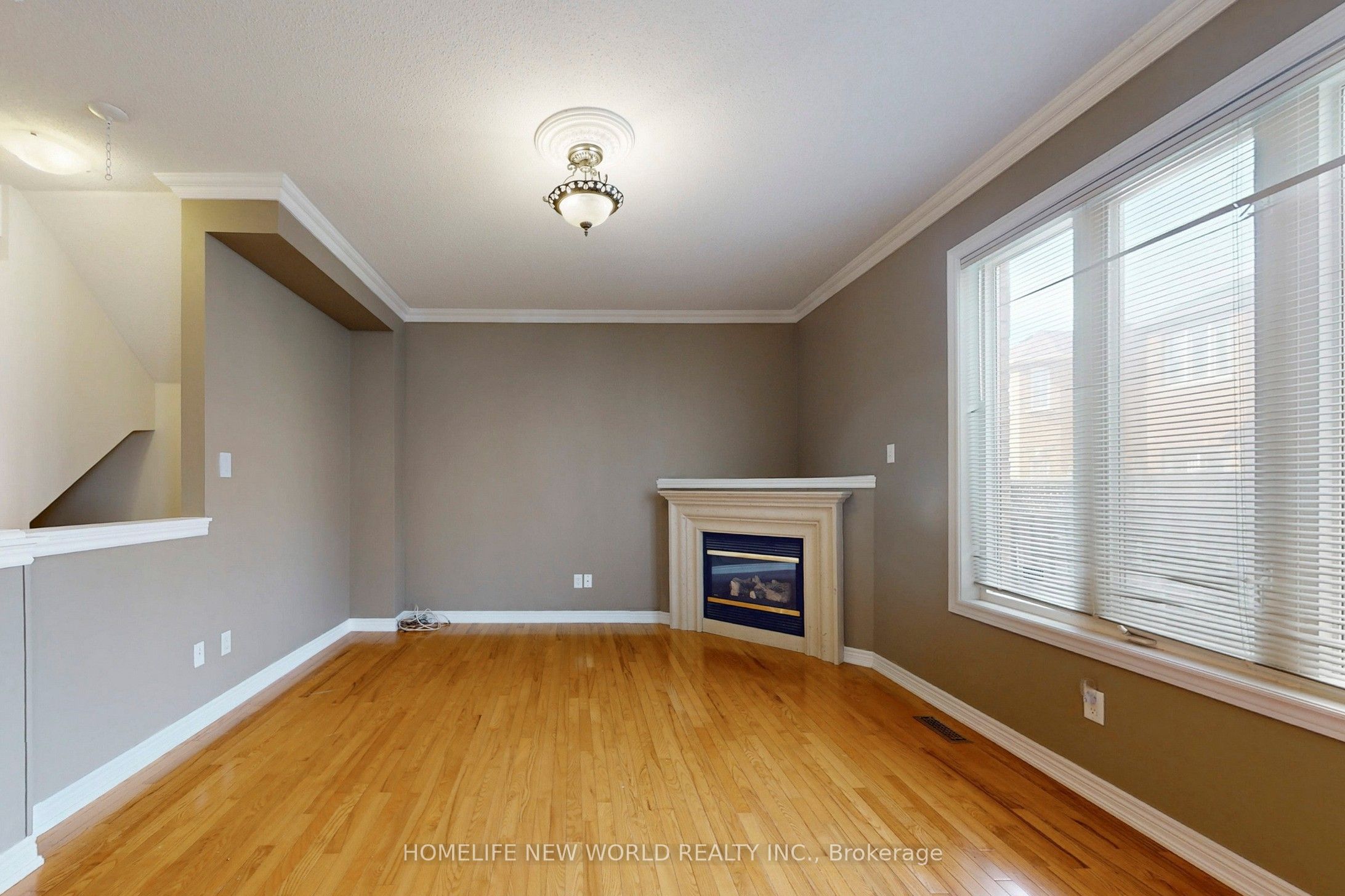 Photo 42 of 74 Saint James Avenue, Vaughan, Vellore Village — HOMEH