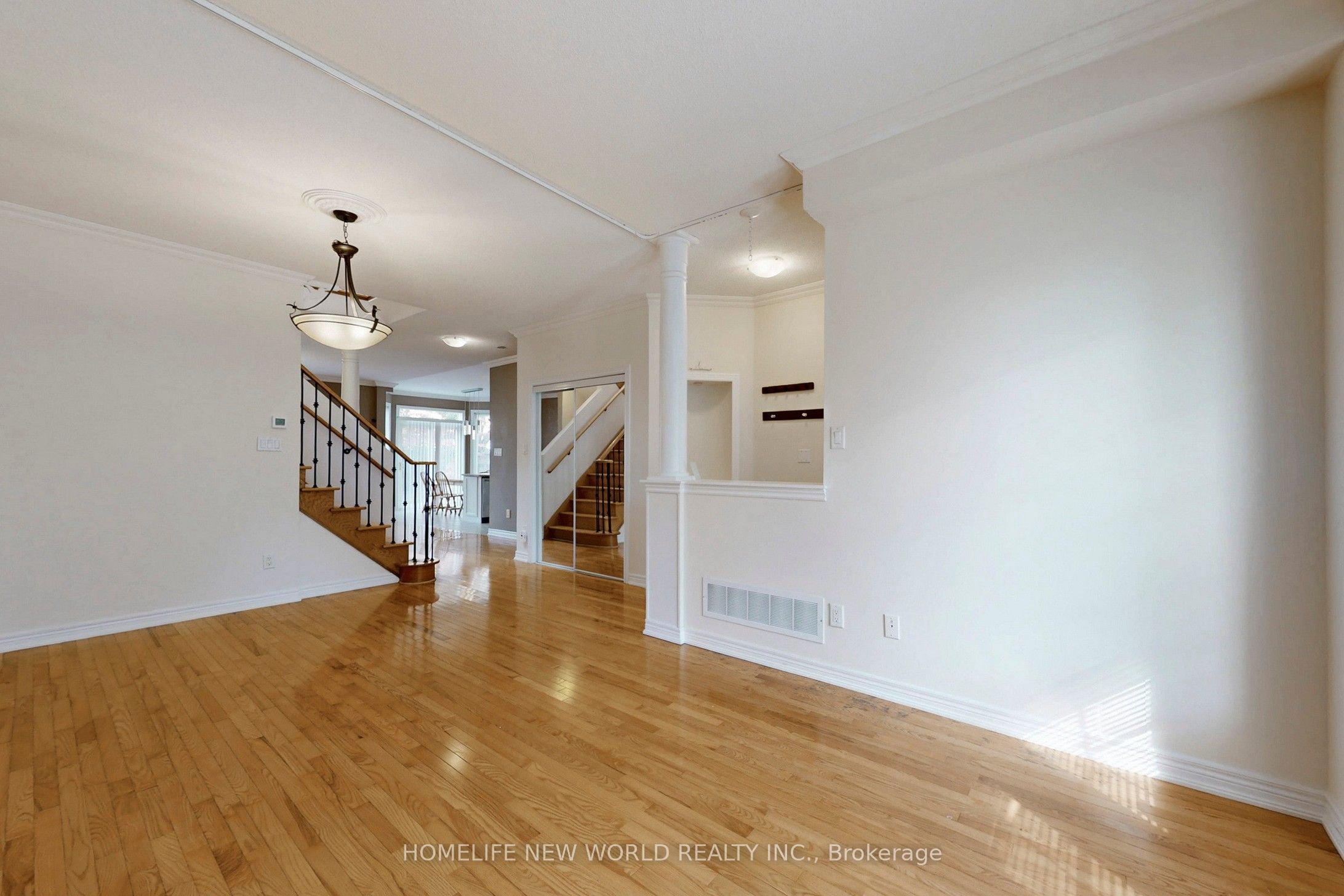 Photo 41 of 74 Saint James Avenue, Vaughan, Vellore Village — HOMEH