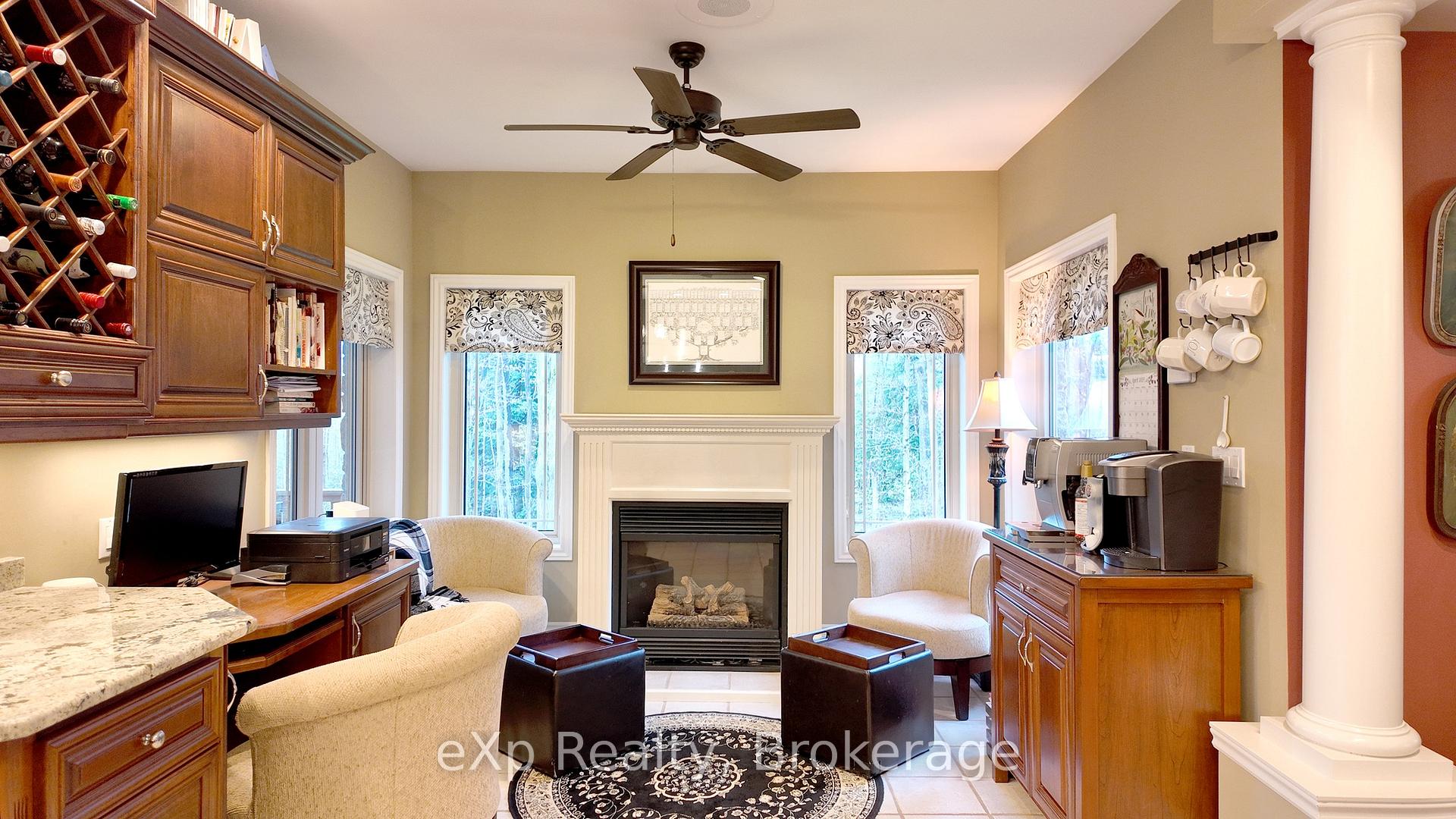 Photo 13 of 59 Maple Creek Drive, Brockton — HOMEH