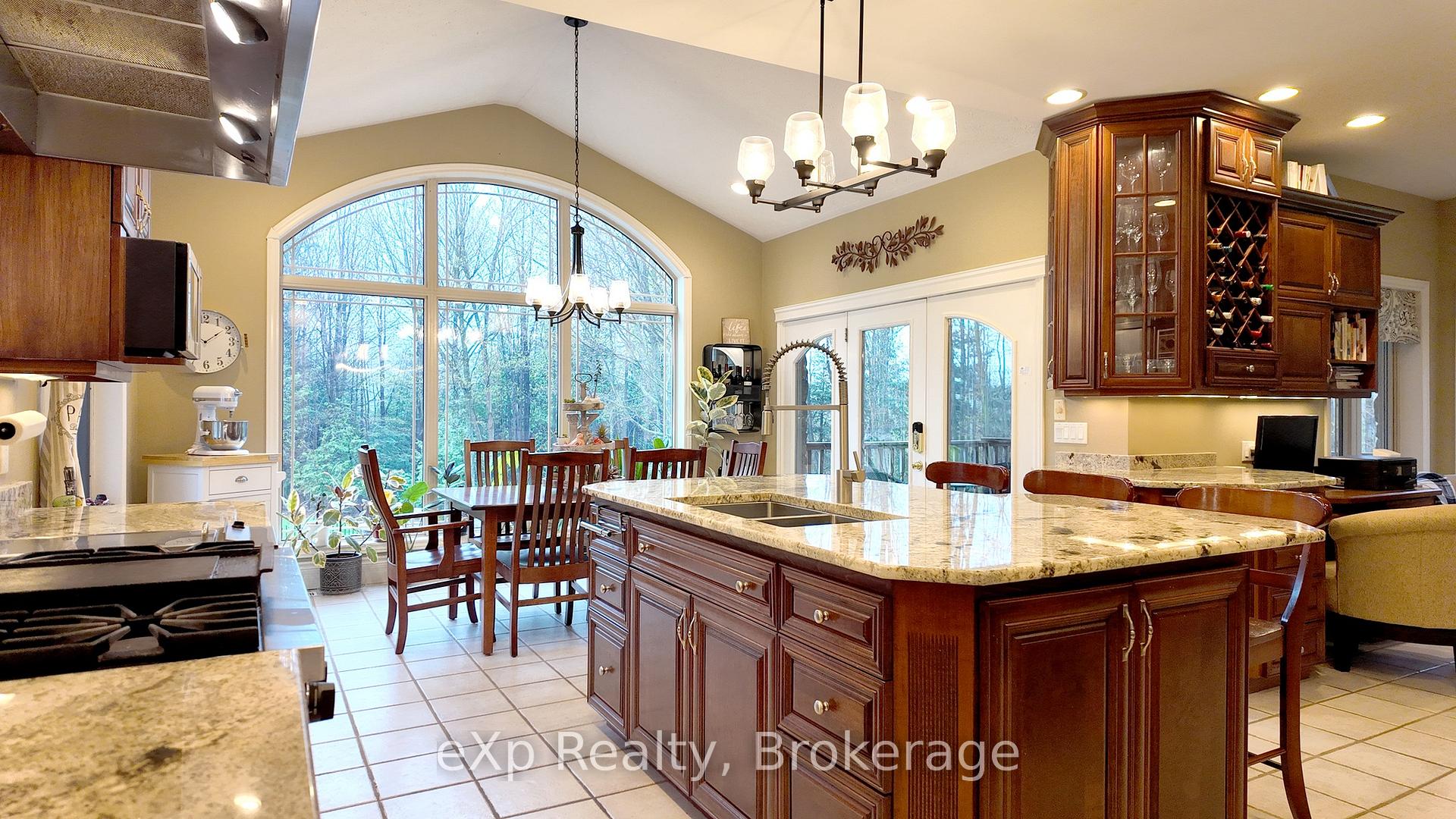 Photo 16 of 59 Maple Creek Drive, Brockton — HOMEH
