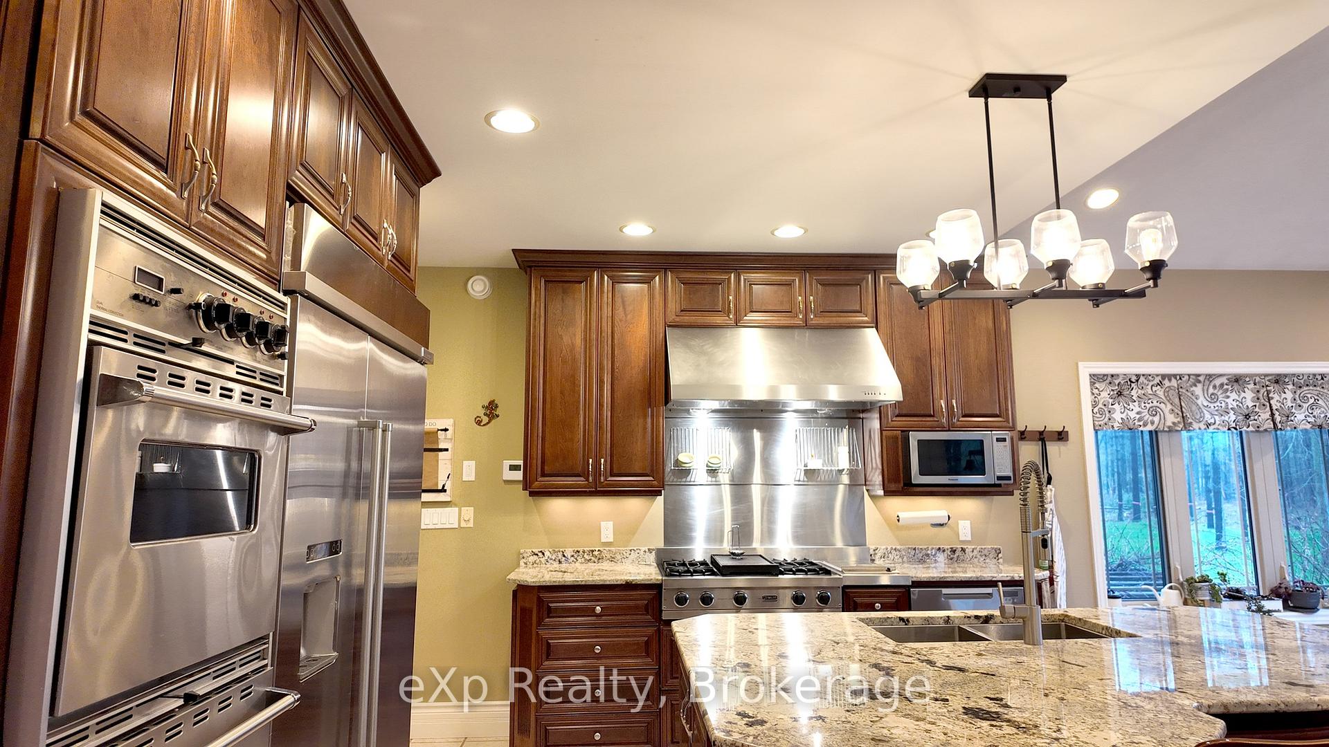 Photo 18 of 59 Maple Creek Drive, Brockton — HOMEH