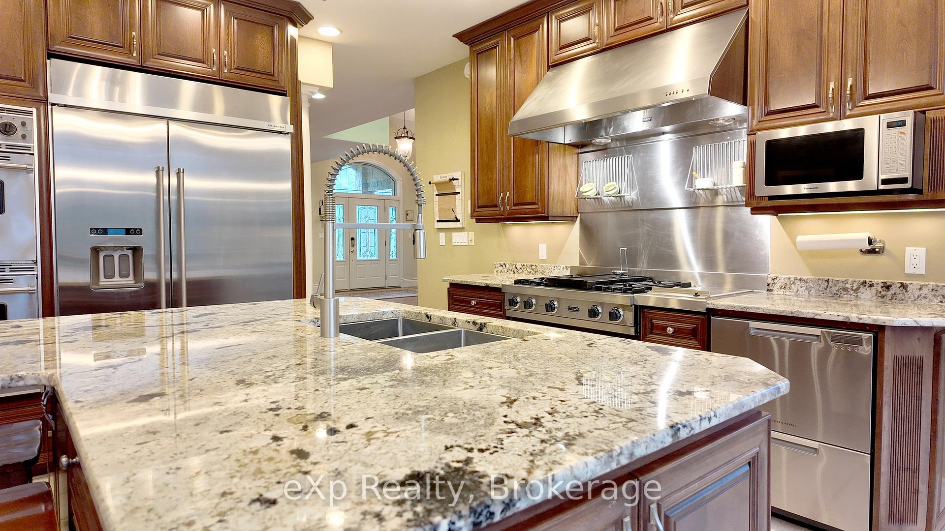 Photo 20 of 59 Maple Creek Drive, Brockton — HOMEH
