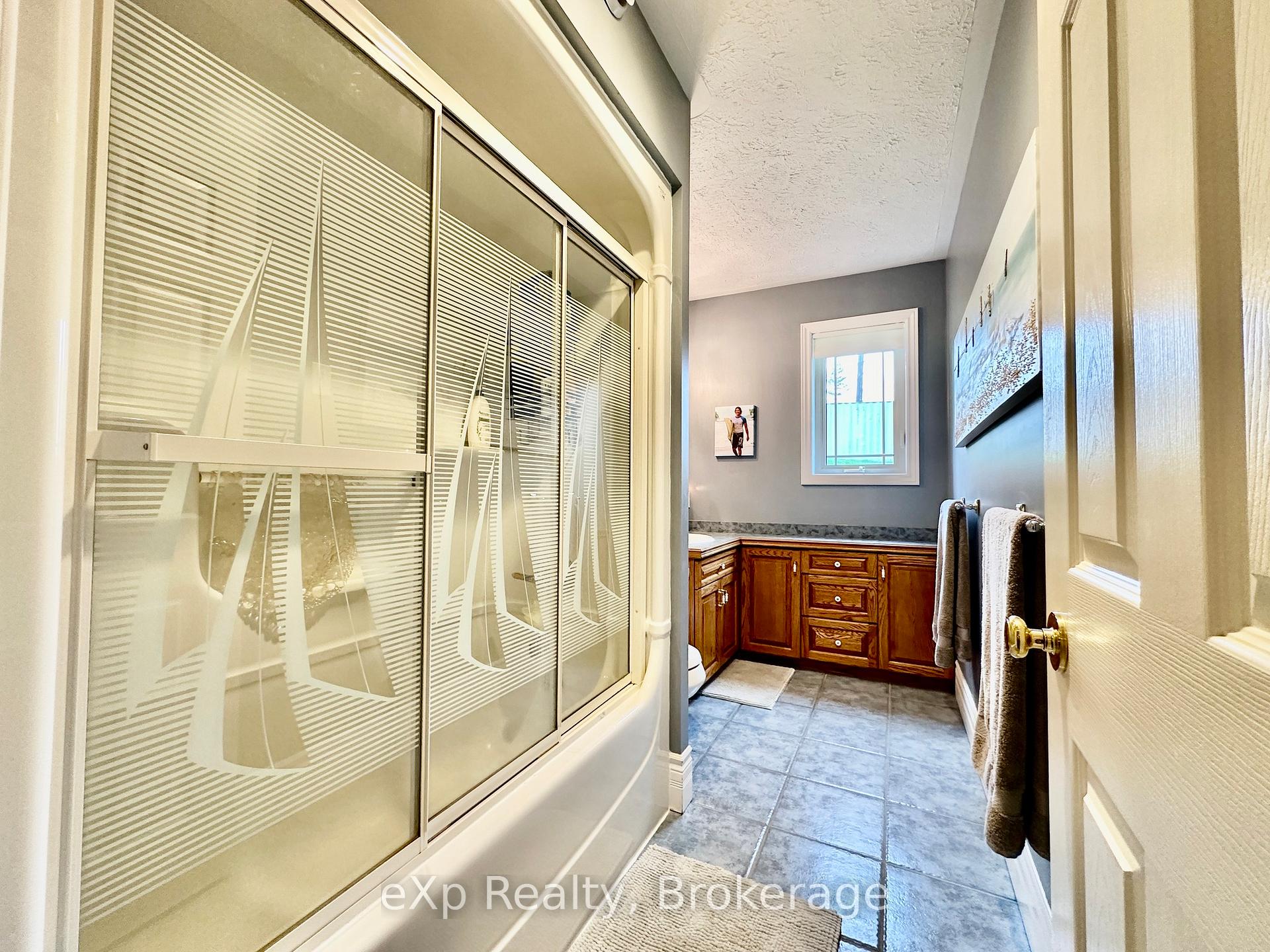 Photo 27 of 59 Maple Creek Drive, Brockton — HOMEH