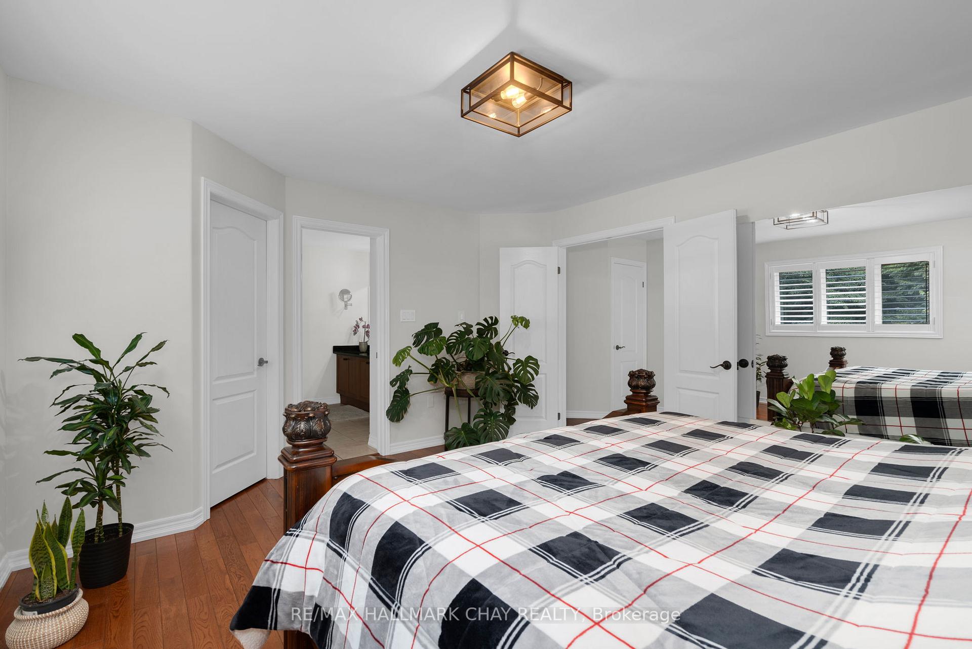 Photo 18 of 70 Cumming Drive, Barrie, Ardagh — HOMEH