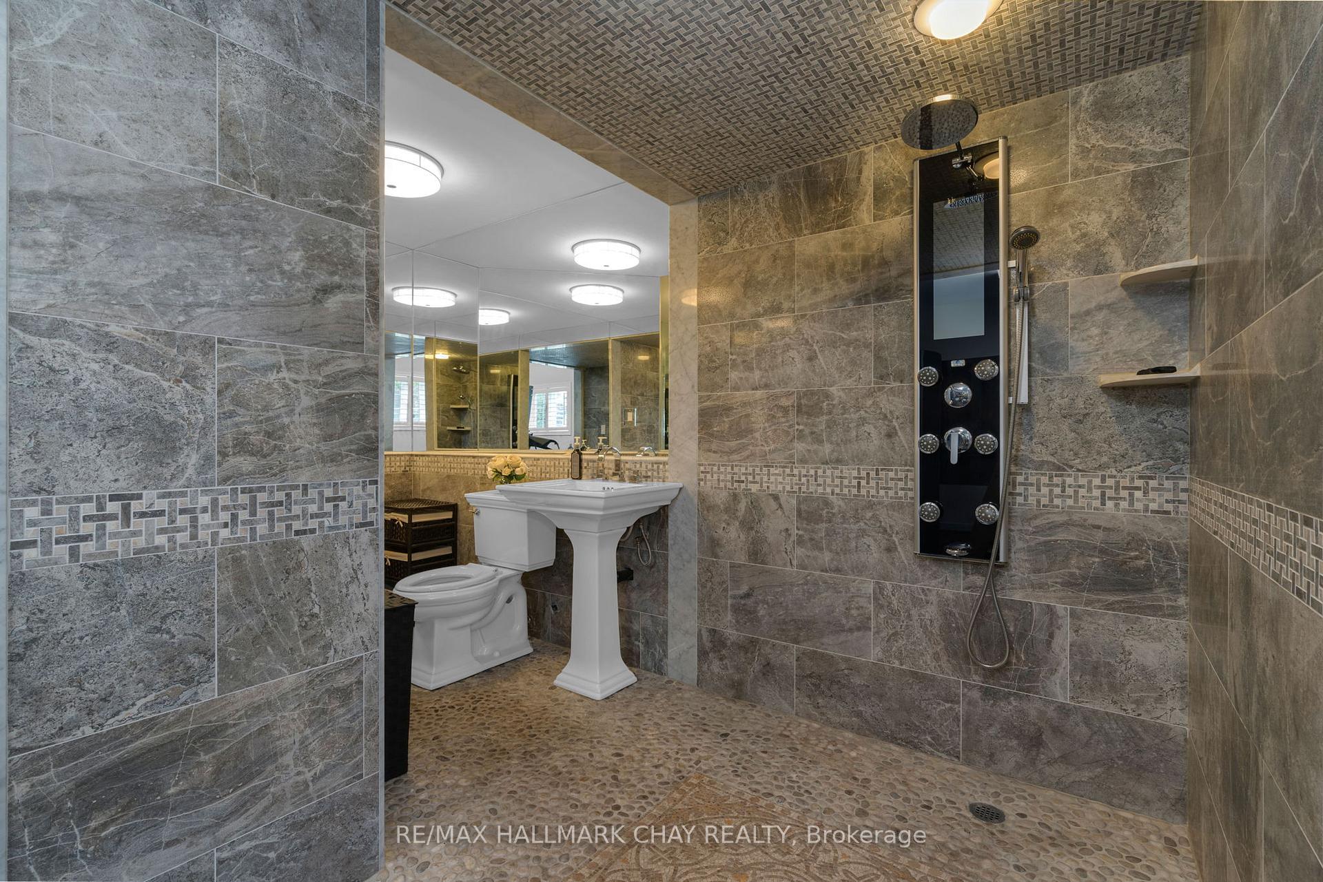 Photo 31 of 70 Cumming Drive, Barrie, Ardagh — HOMEH