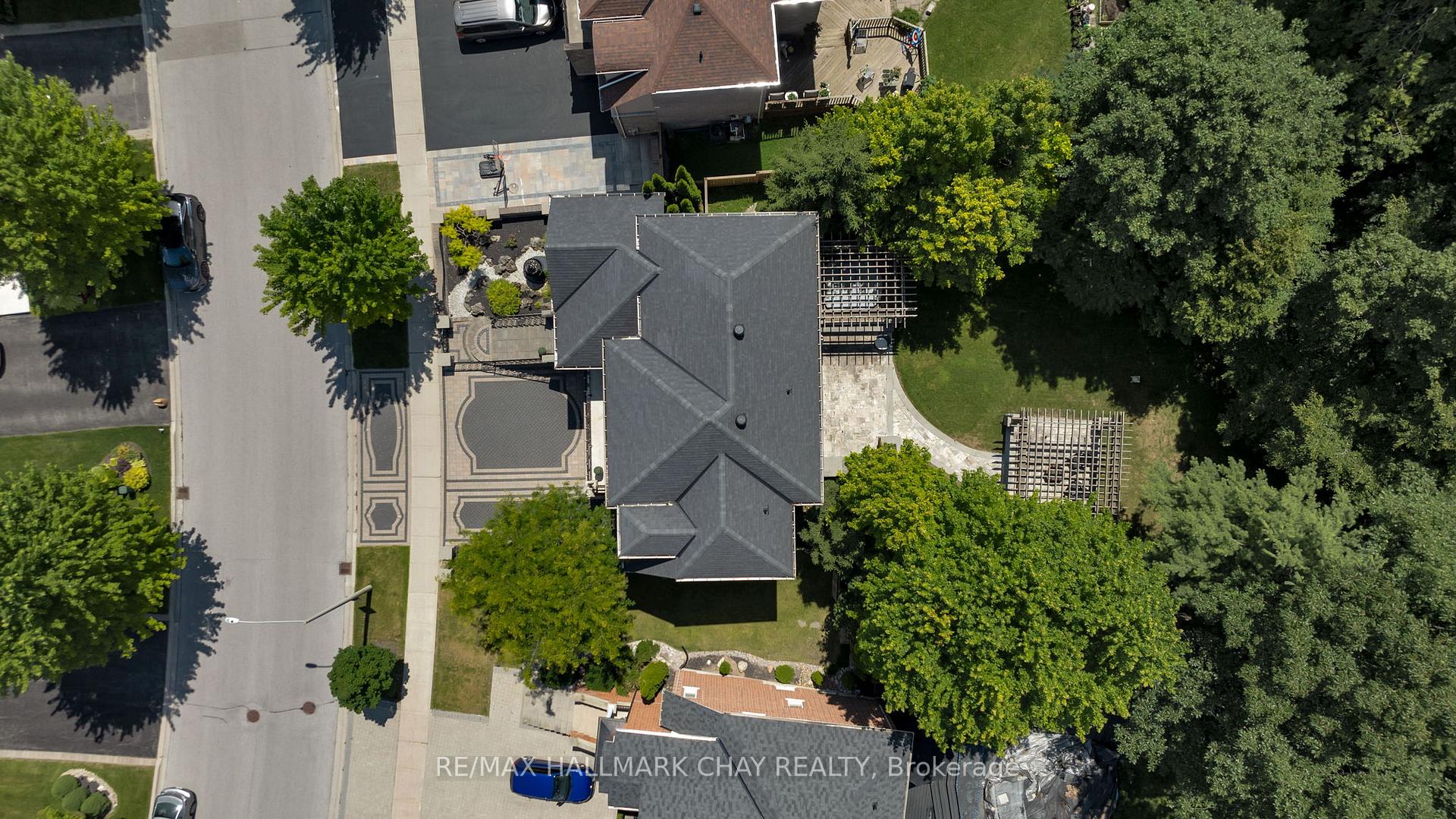 Photo 40 of 70 Cumming Drive, Barrie, Ardagh — HOMEH