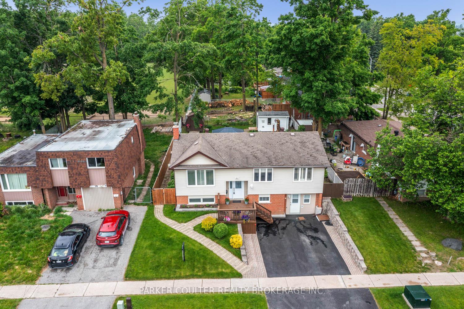 Front of 80 Cundles Road E