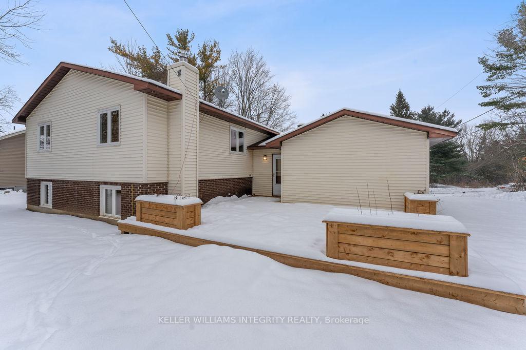 Photo 32 of 103 Brooks Road, Beckwith, Beckwith Twp — HOMEH