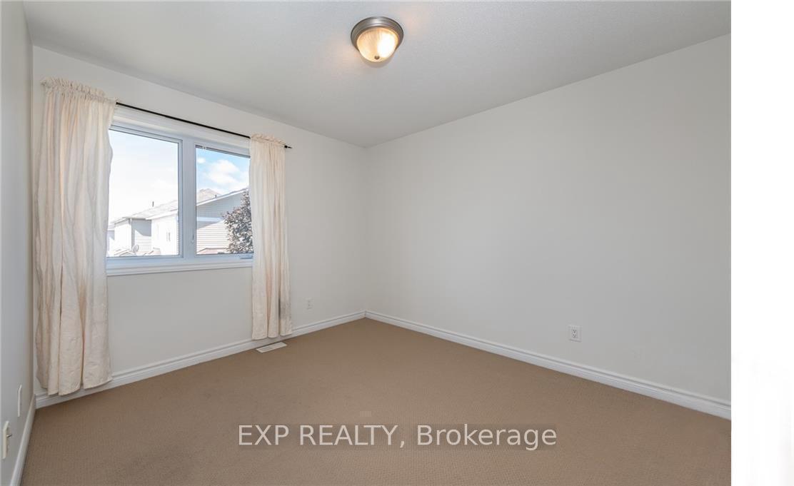 Photo 11 of 113 Glendore Street, Ottawa, Barrhaven - Strandherd — HOMEH