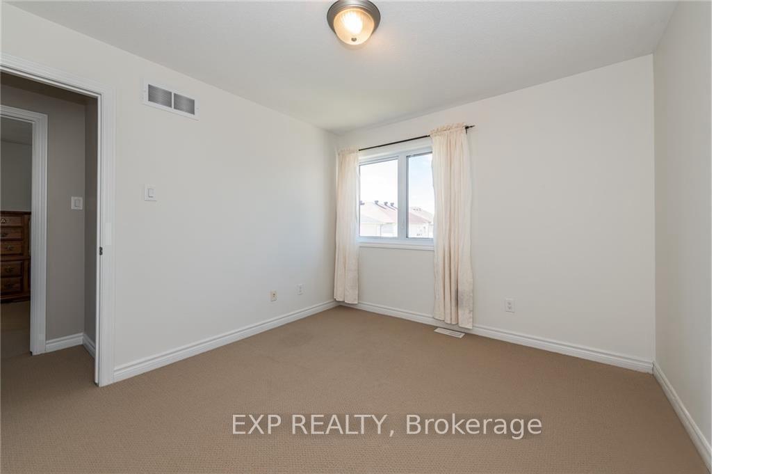 Photo 18 of 113 Glendore Street, Ottawa, Barrhaven - Strandherd — HOMEH