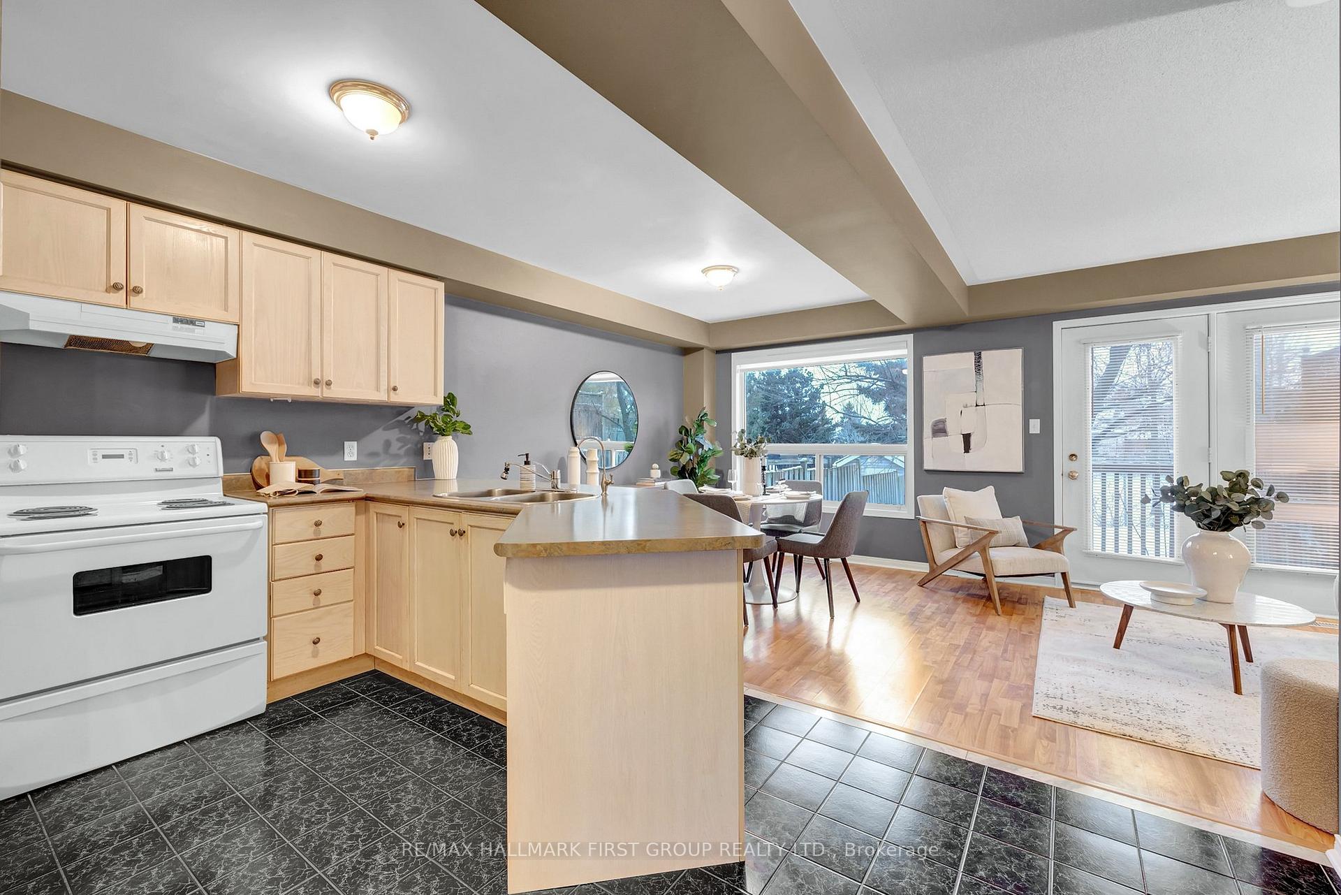 Photo 8 of 20 Cornish Drive, Clarington, Courtice — HOMEH