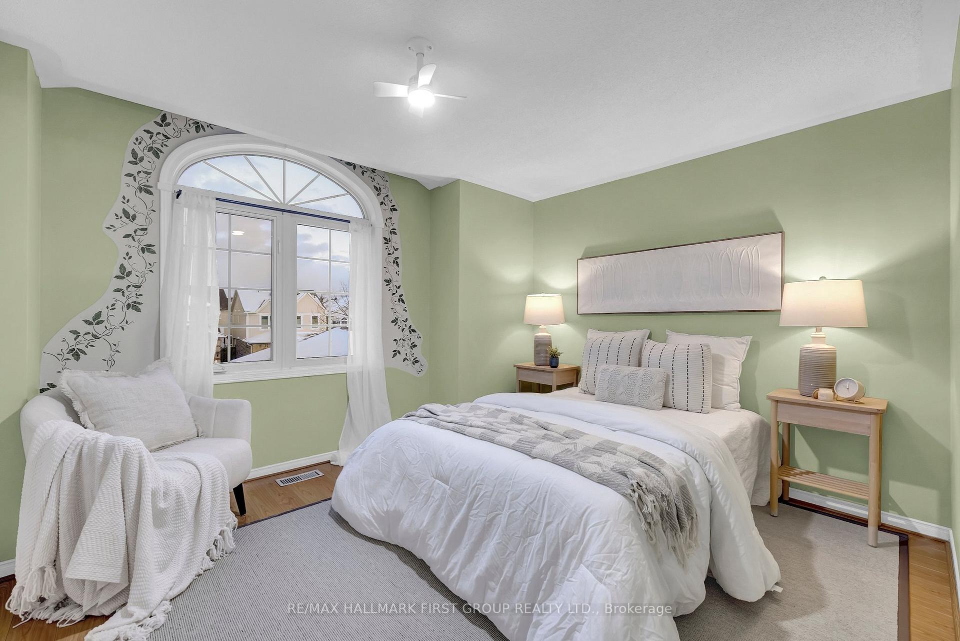 Photo 13 of 20 Cornish Drive, Clarington, Courtice — HOMEH