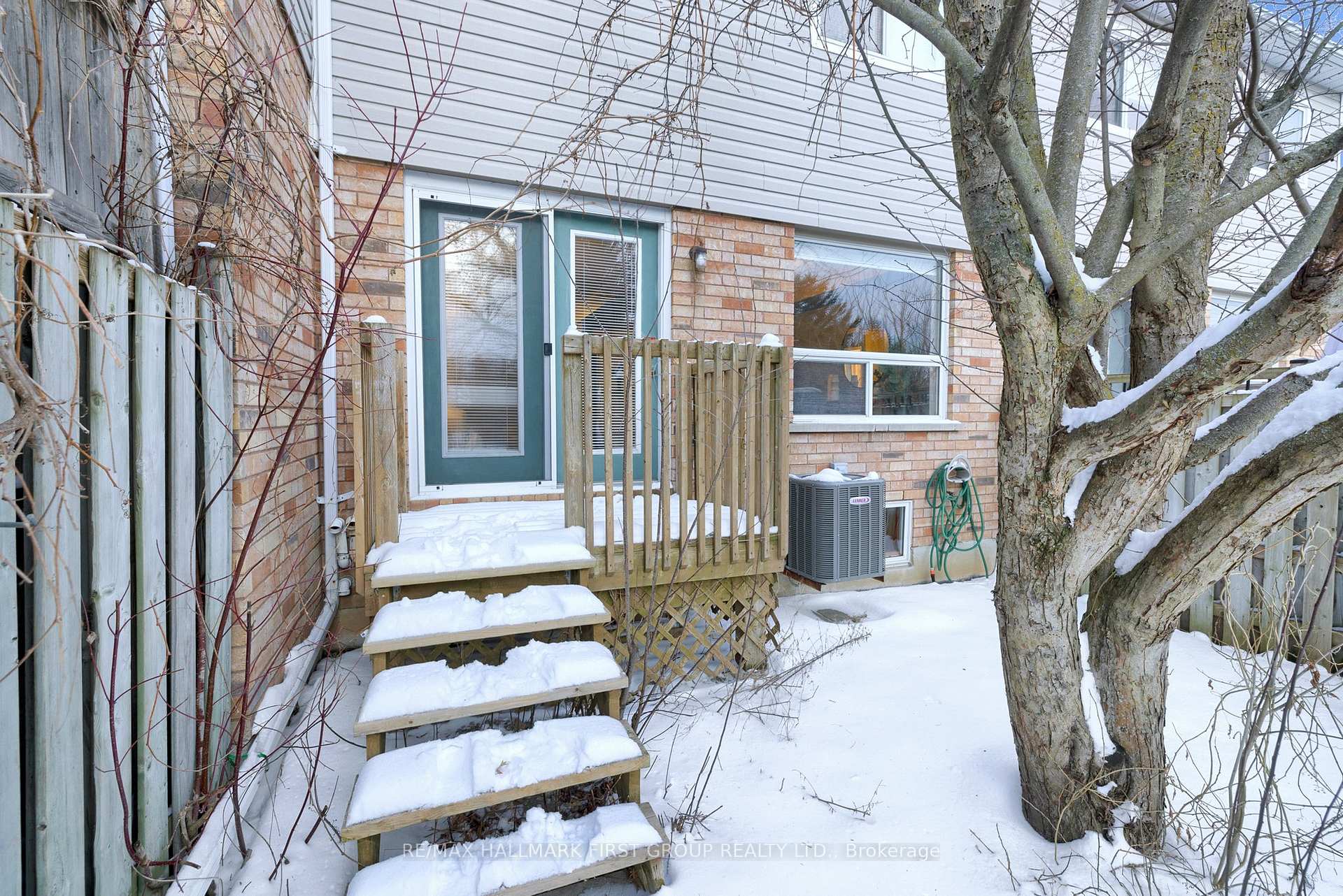 Photo 14 of 20 Cornish Drive, Clarington, Courtice — HOMEH