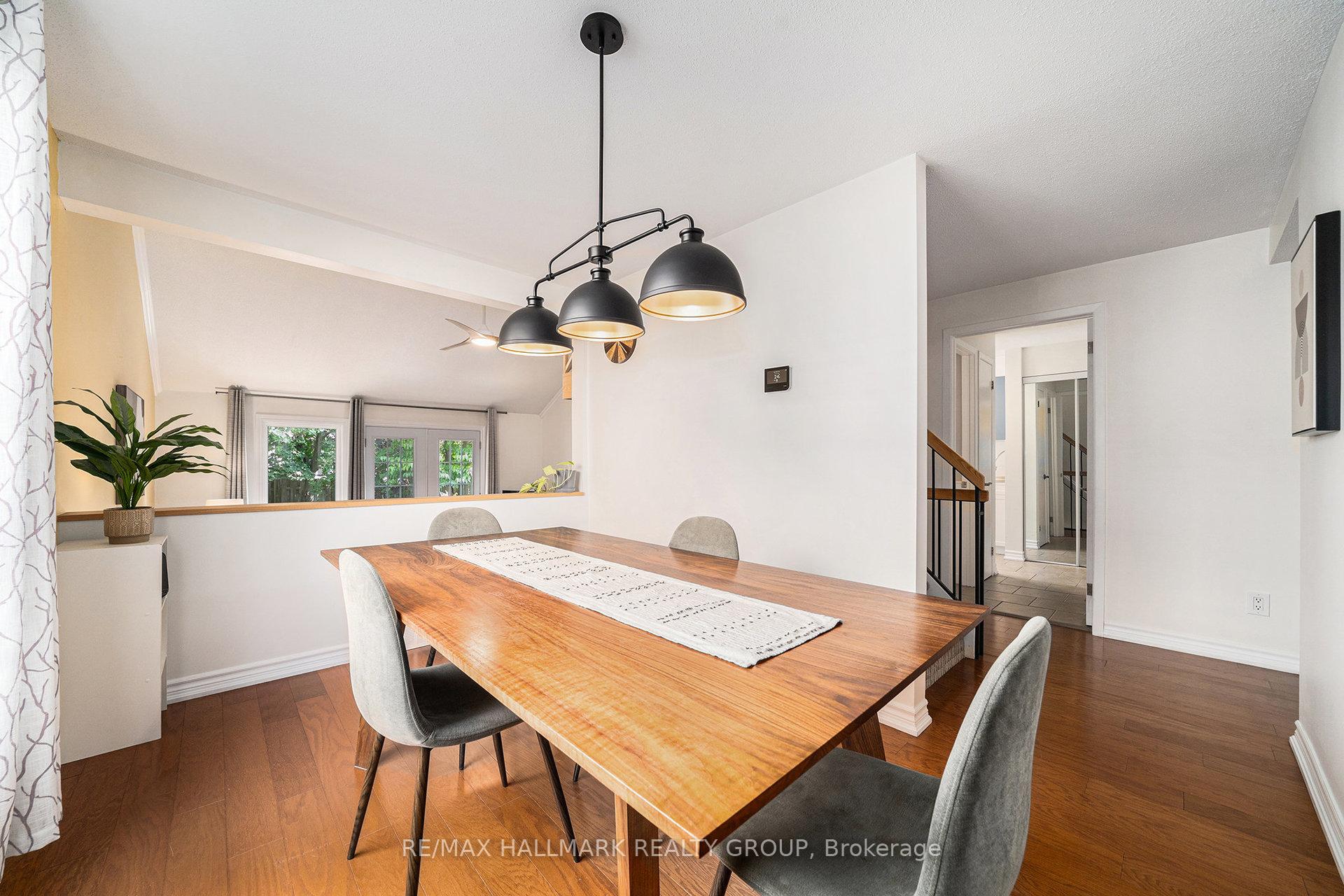 Photo 7 of 26 Aldgate Crescent, Ottawa, Barrhaven - Pheasant Run — HOMEH