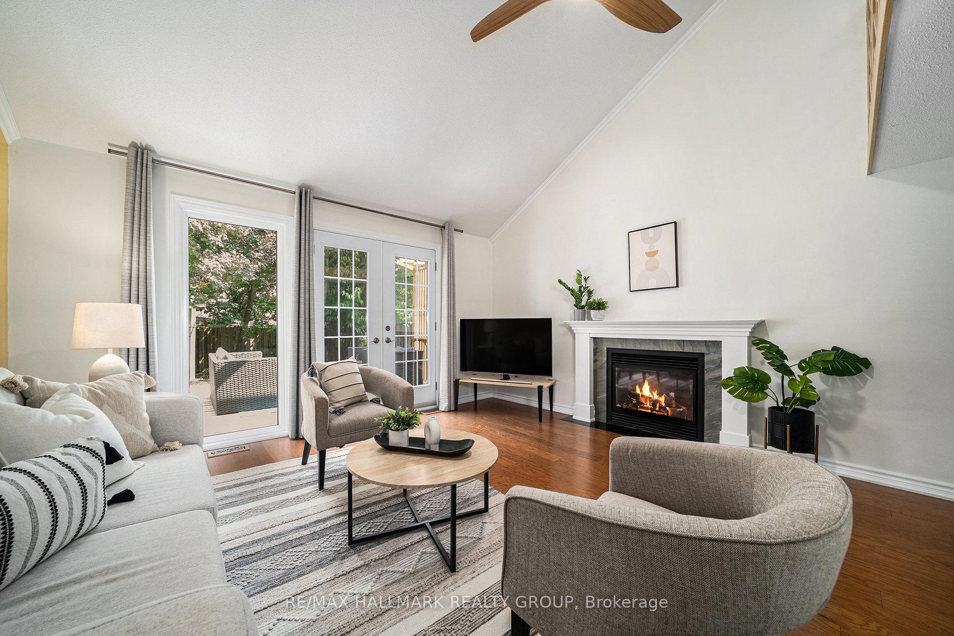 Photo 8 of 26 Aldgate Crescent, Ottawa, Barrhaven - Pheasant Run — HOMEH