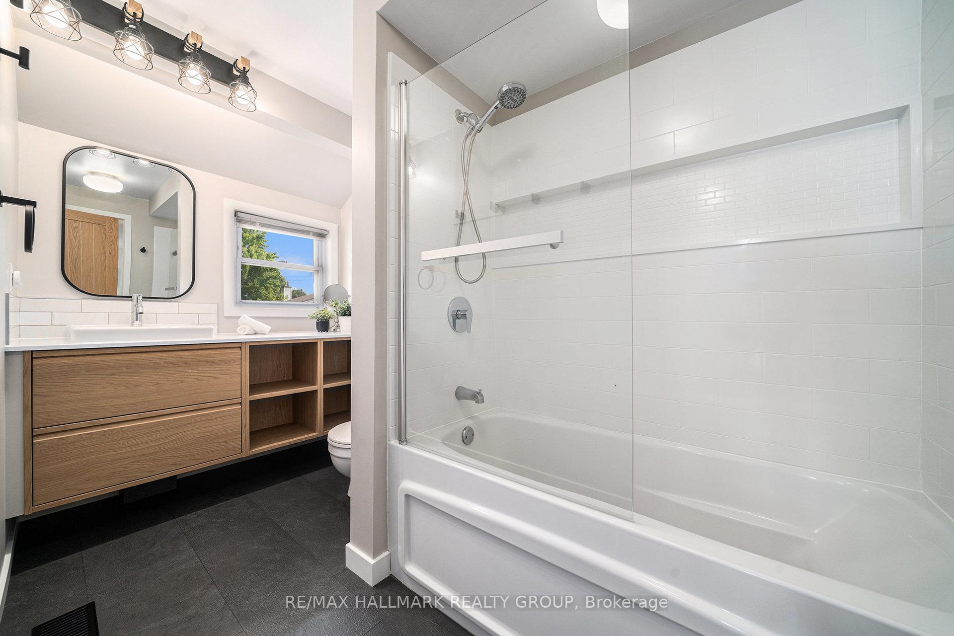 Photo 31 of 26 Aldgate Crescent, Ottawa, Barrhaven - Pheasant Run — HOMEH