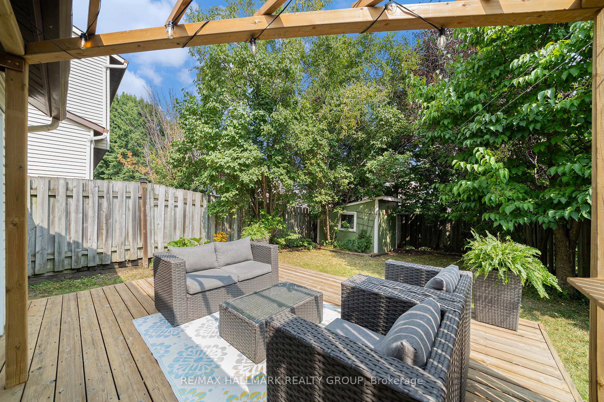 Photo 22 of 26 Aldgate Crescent, Ottawa, Barrhaven - Pheasant Run — HOMEH