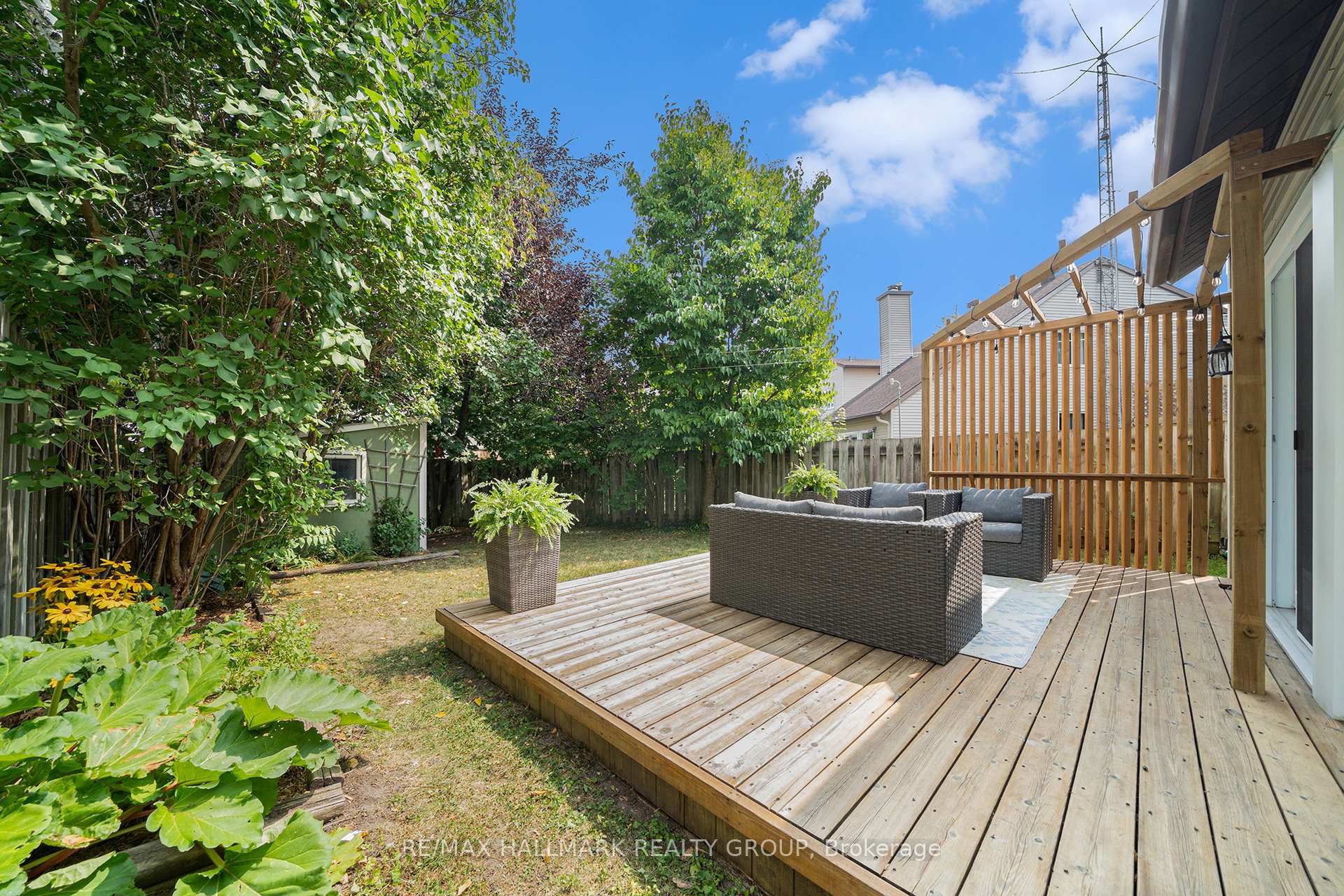 Photo 28 of 26 Aldgate Crescent, Ottawa, Barrhaven - Pheasant Run — HOMEH