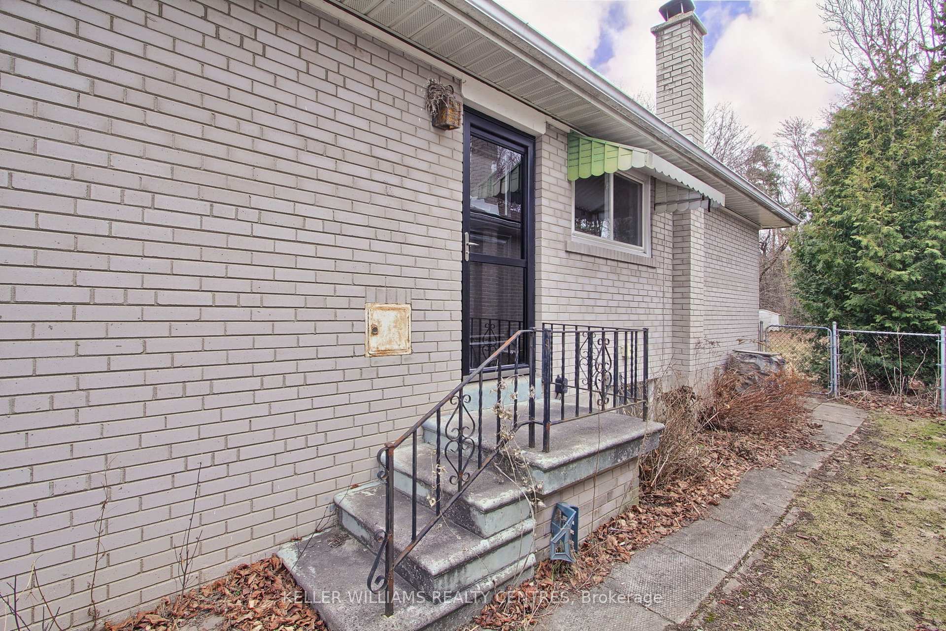 Photo 28 of 15 Mary Street, Aurora, Aurora Village — HOMEH