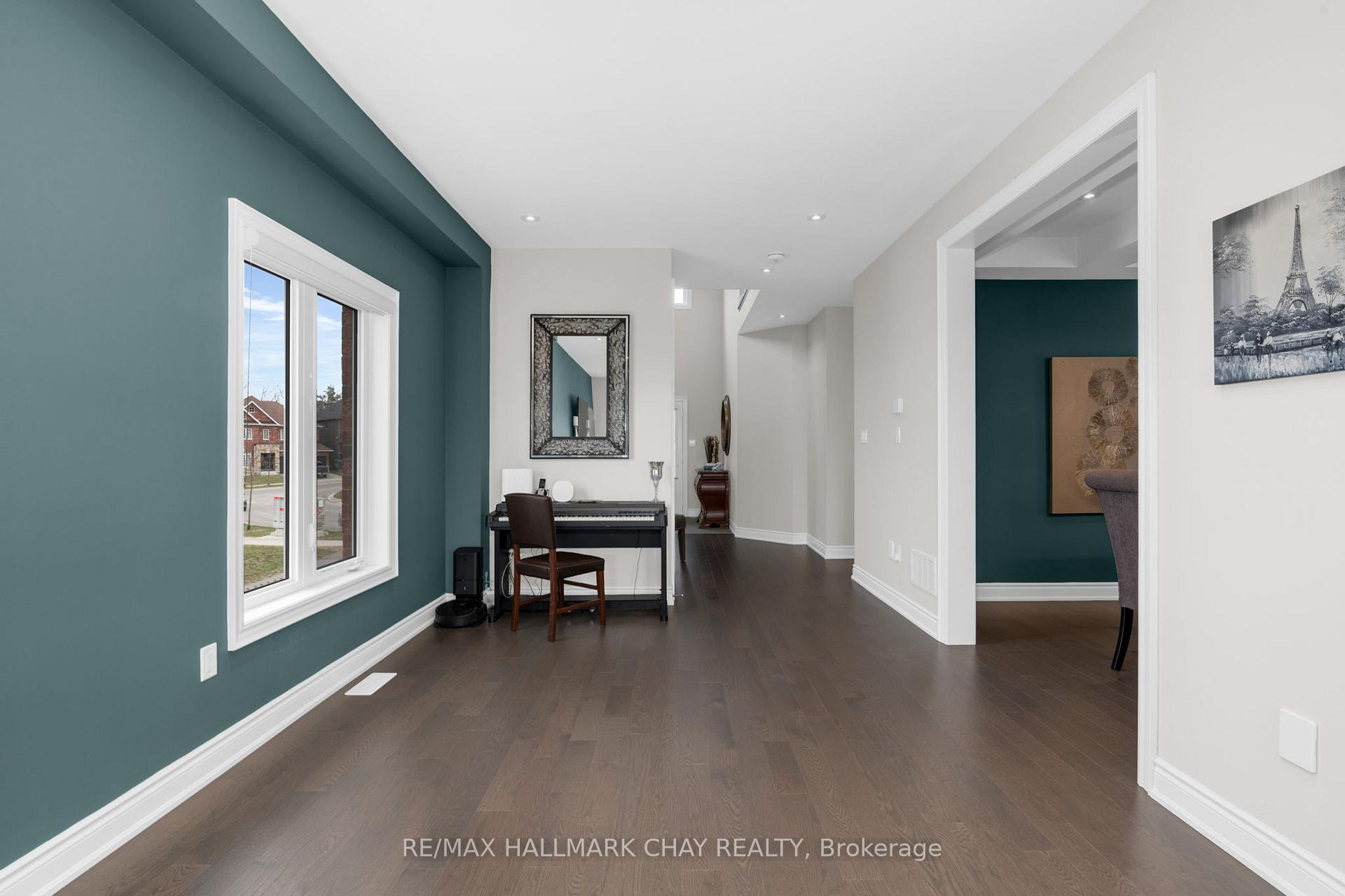 Photo 15 of 18 Cypress Point Street, Barrie, Ardagh — HOMEH