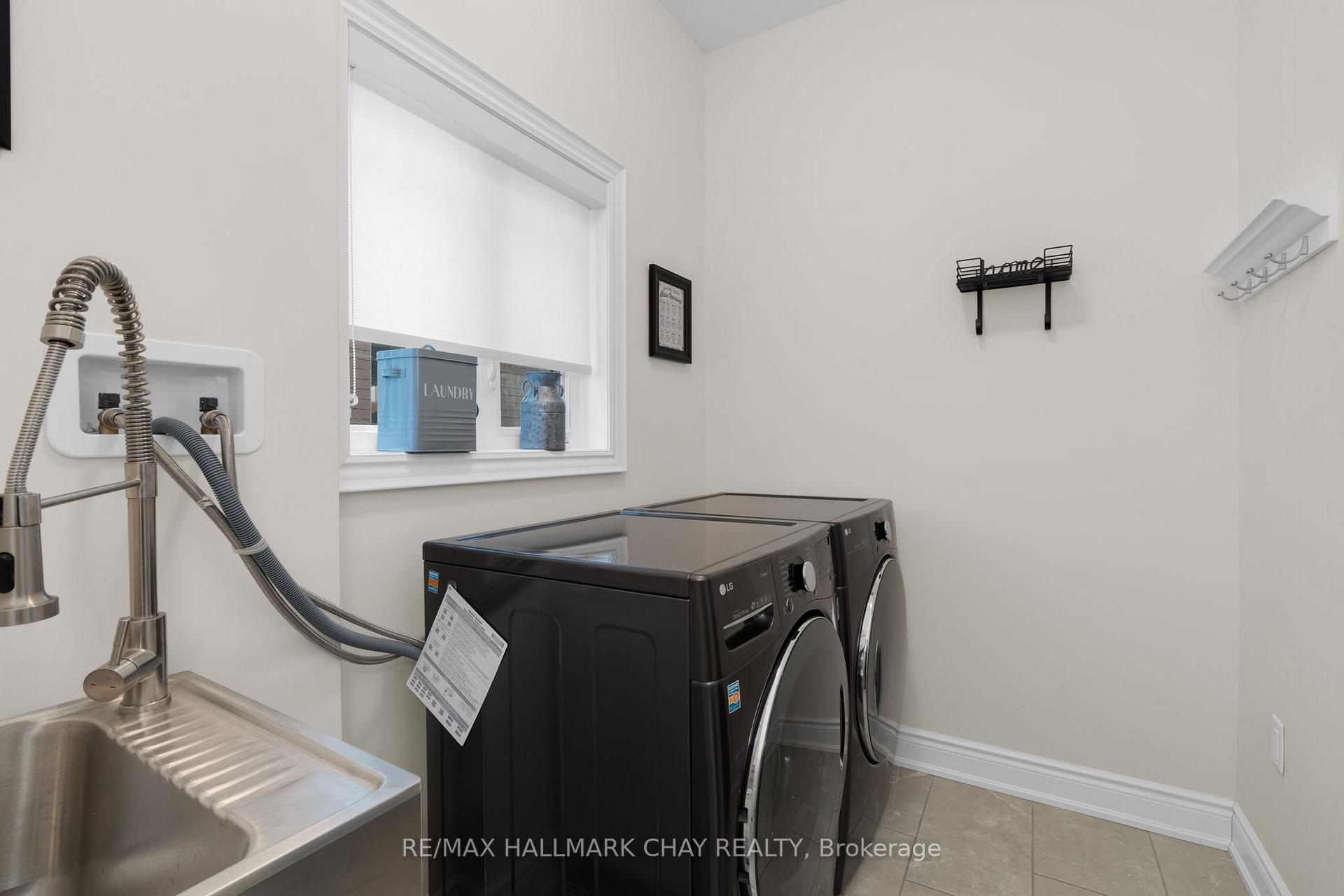 Photo 17 of 18 Cypress Point Street, Barrie, Ardagh — HOMEH