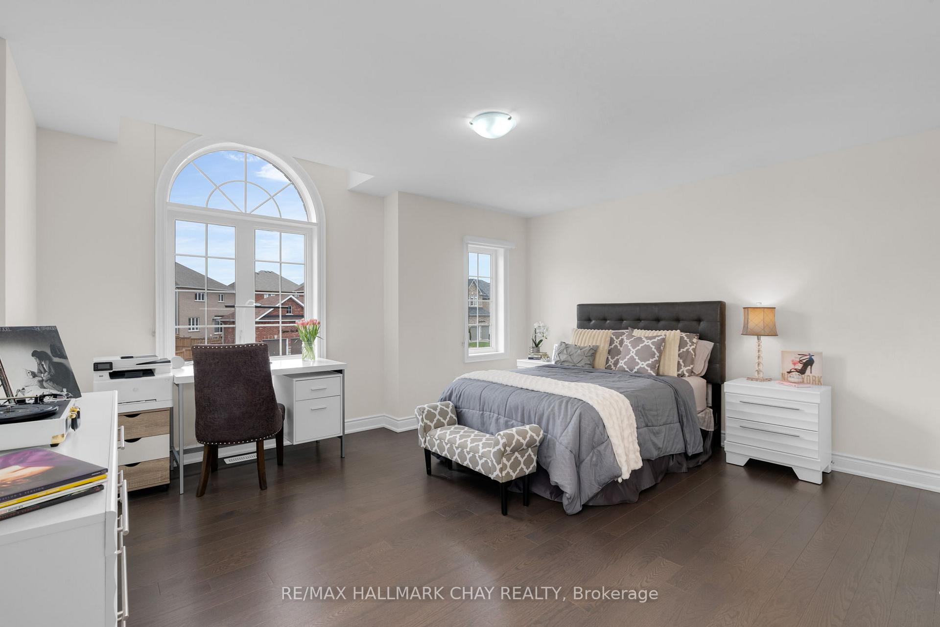 Photo 21 of 18 Cypress Point Street, Barrie, Ardagh — HOMEH