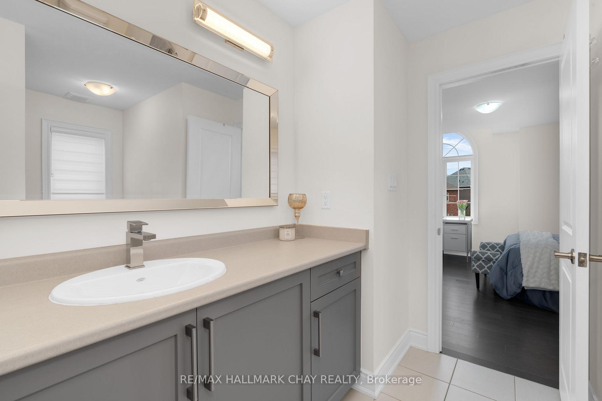 Photo 25 of 18 Cypress Point Street, Barrie, Ardagh — HOMEH