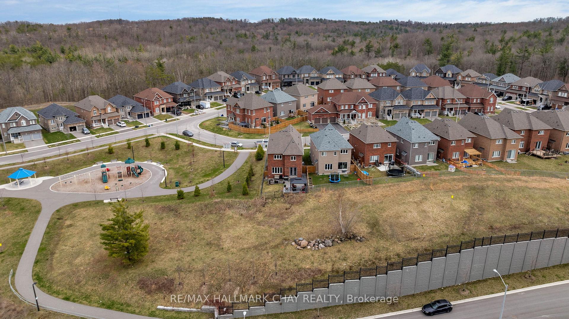 Photo 44 of 18 Cypress Point Street, Barrie, Ardagh — HOMEH