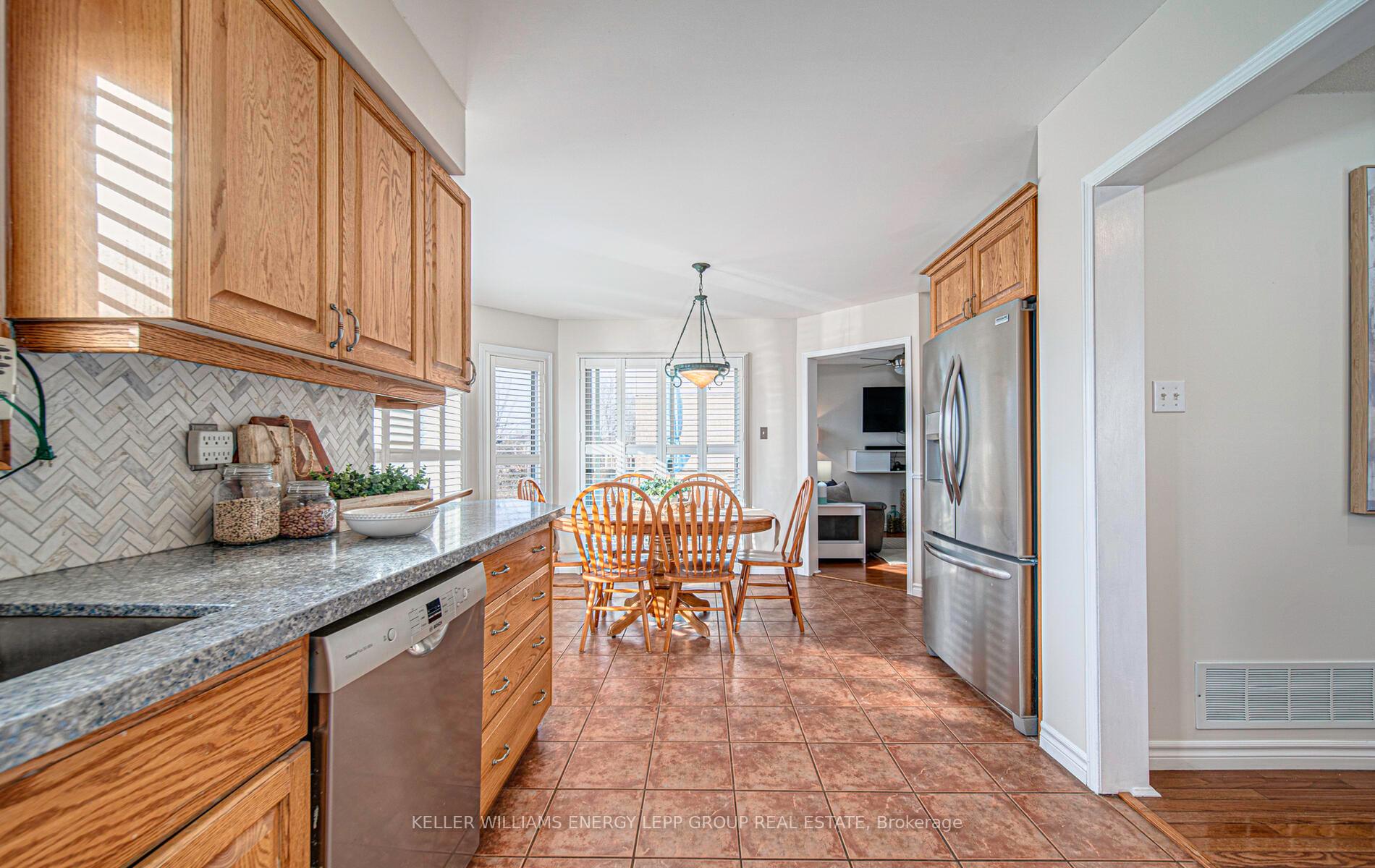 Photo 13 of 80 Bonnycastle Drive, Clarington, Bowmanville — HOMEH