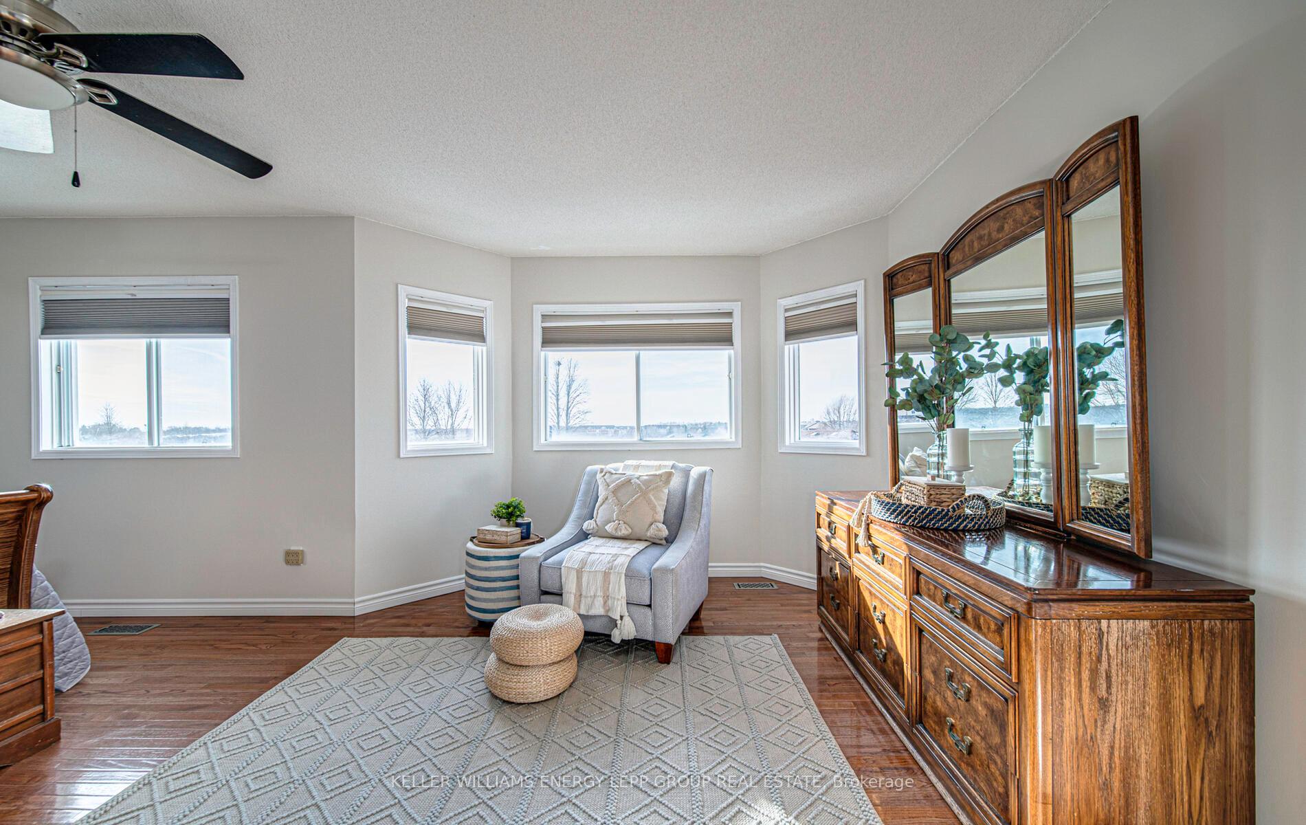 Photo 21 of 80 Bonnycastle Drive, Clarington, Bowmanville — HOMEH