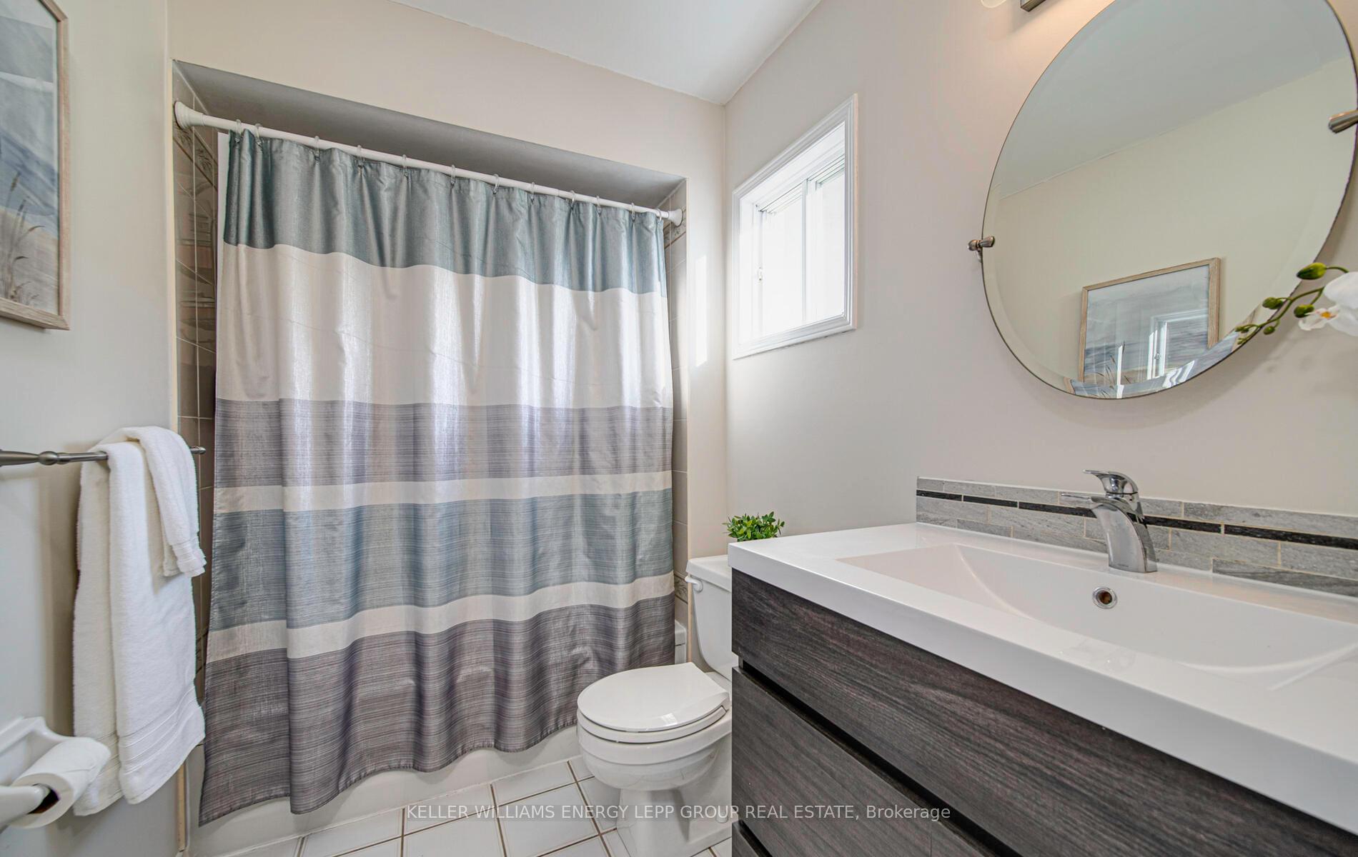 Photo 25 of 80 Bonnycastle Drive, Clarington, Bowmanville — HOMEH