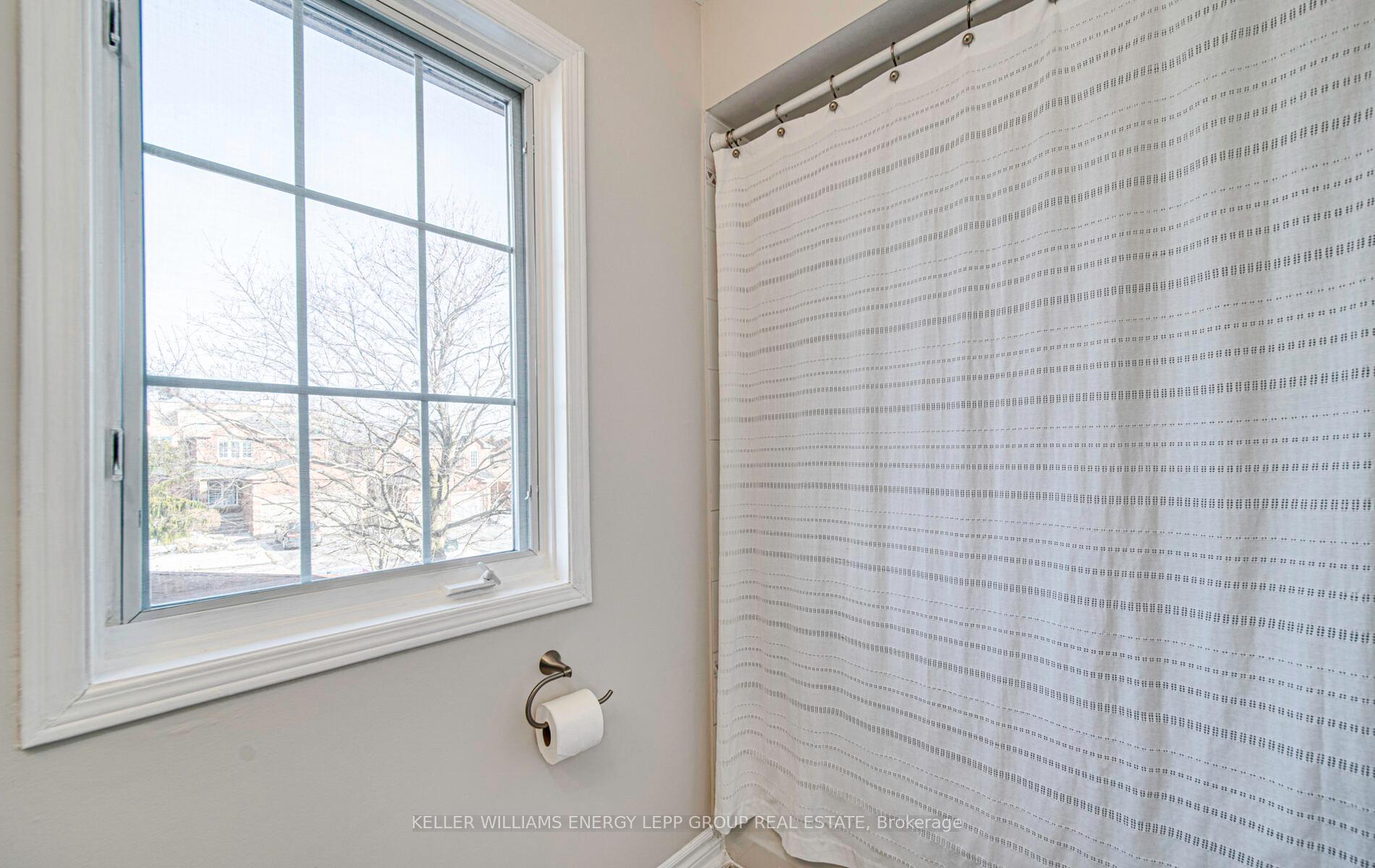 Photo 30 of 80 Bonnycastle Drive, Clarington, Bowmanville — HOMEH