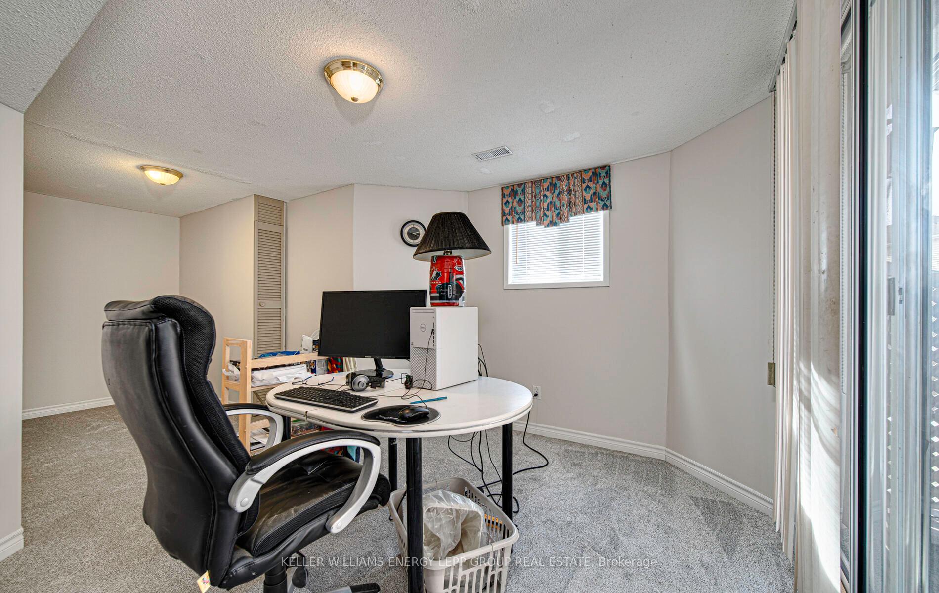 Photo 35 of 80 Bonnycastle Drive, Clarington, Bowmanville — HOMEH