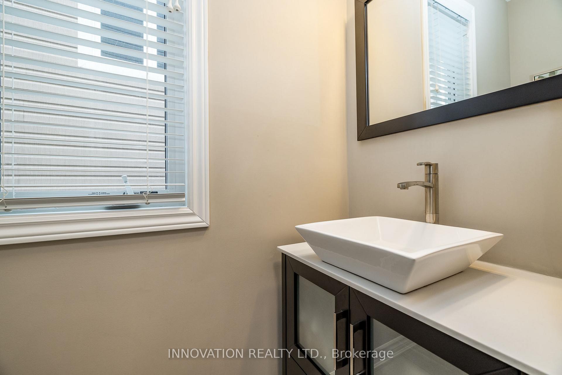 Photo 18 of 654 Dundonald Drive, Ottawa, Barrhaven - Half Moon Bay — HOMEH