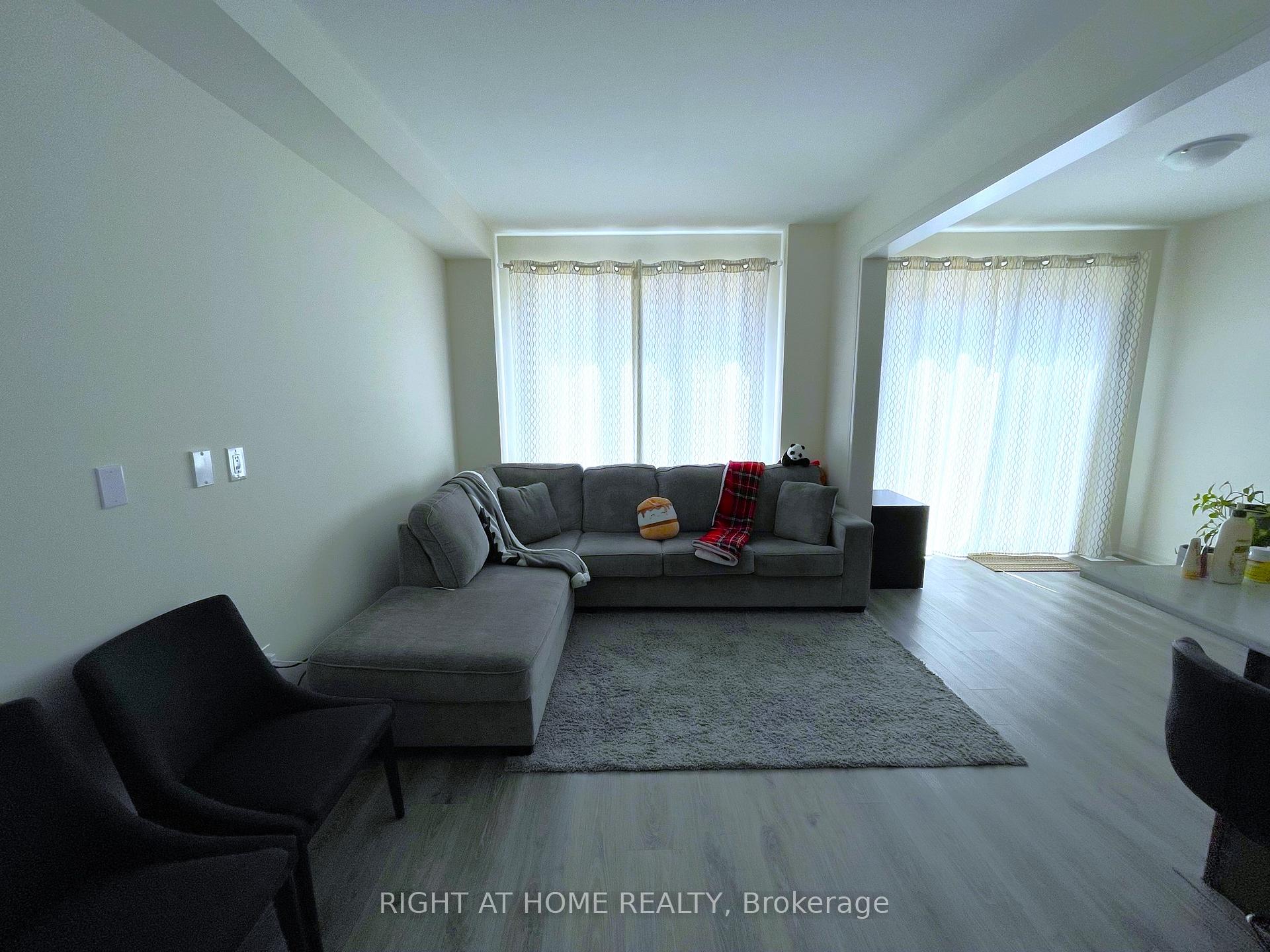 Photo 15 of 62 Copperhill Heights, Barrie, Rural Barrie Southeast — HOMEH