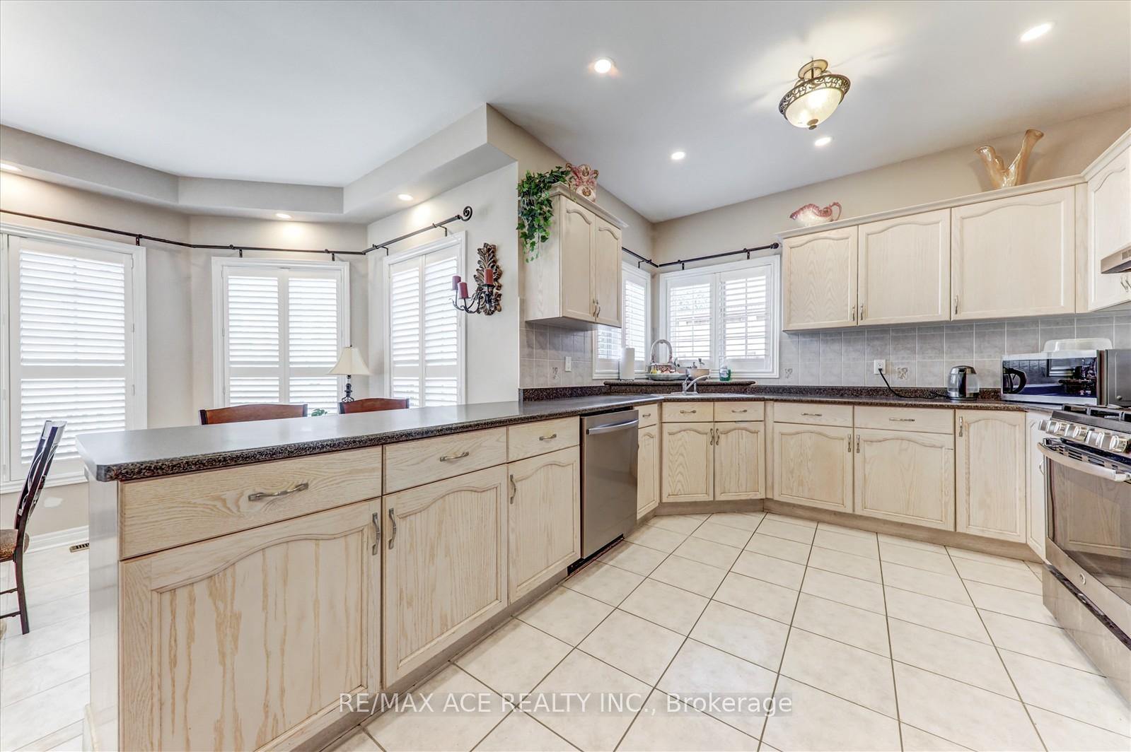 Photo 12 of 36 Todd Road, Ajax, Central West — HOMEH