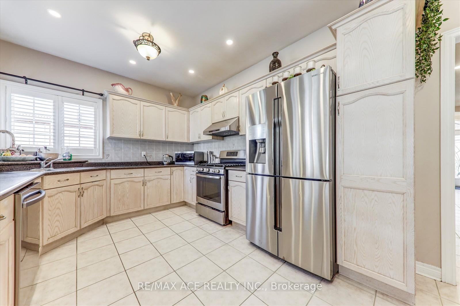 Photo 15 of 36 Todd Road, Ajax, Central West — HOMEH