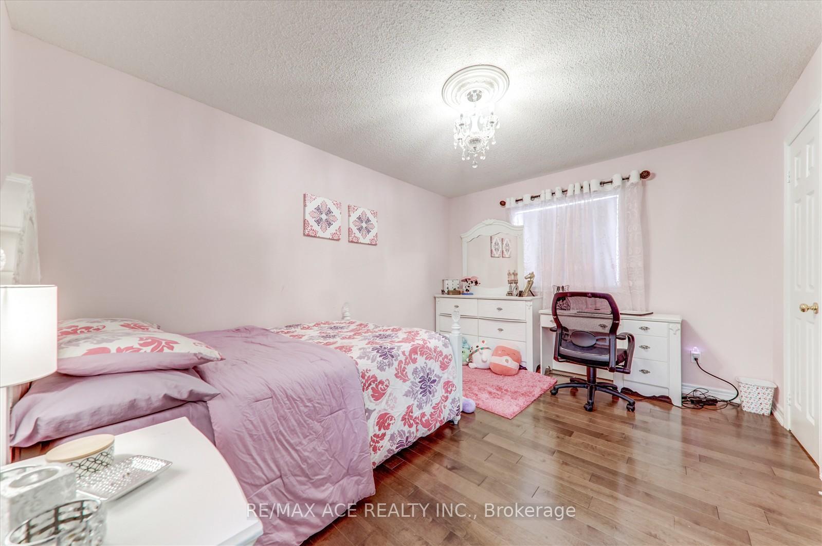 Photo 30 of 36 Todd Road, Ajax, Central West — HOMEH