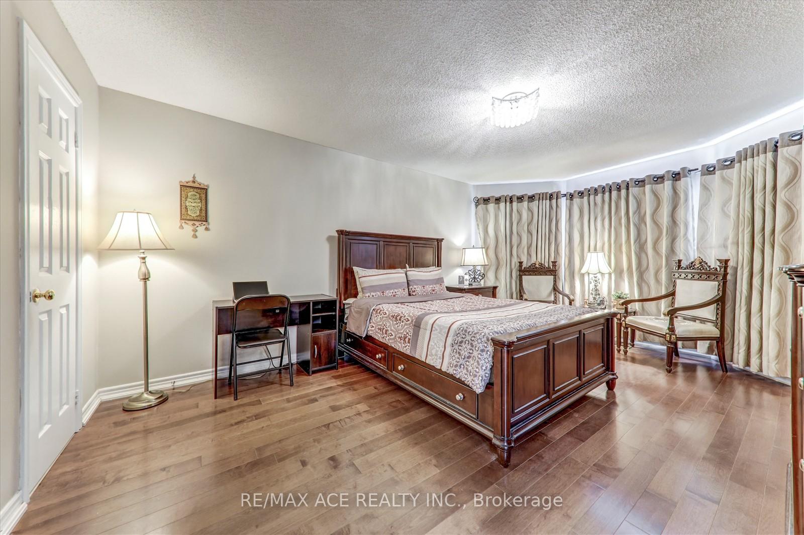 Photo 32 of 36 Todd Road, Ajax, Central West — HOMEH