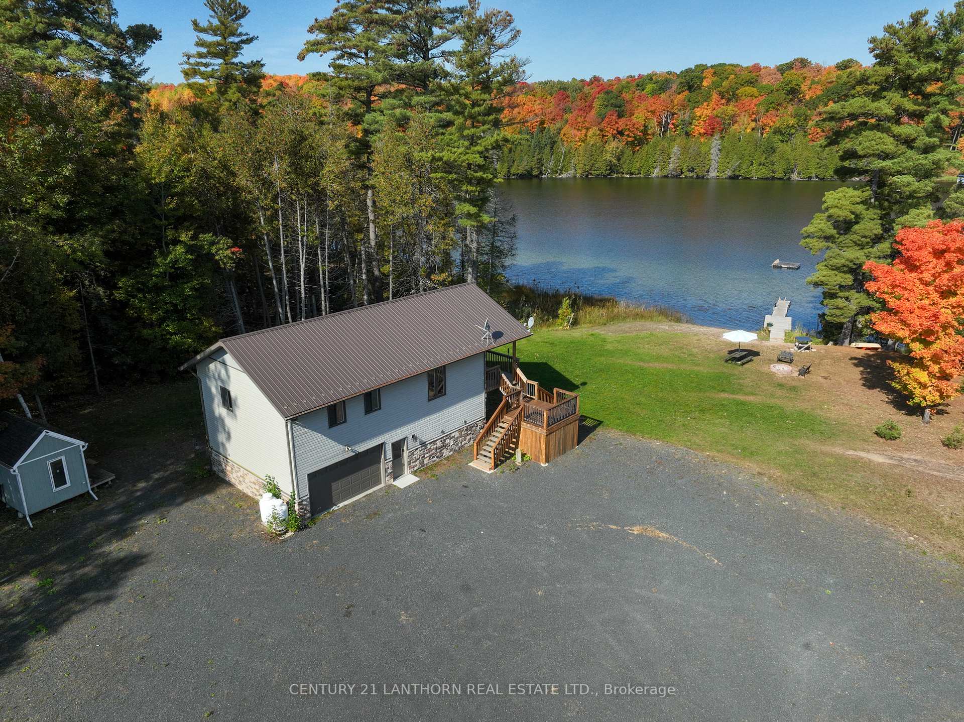 Photo 3 of 1014 Lyons Gate Lane, Frontenac, Frontenac North — HOMEH