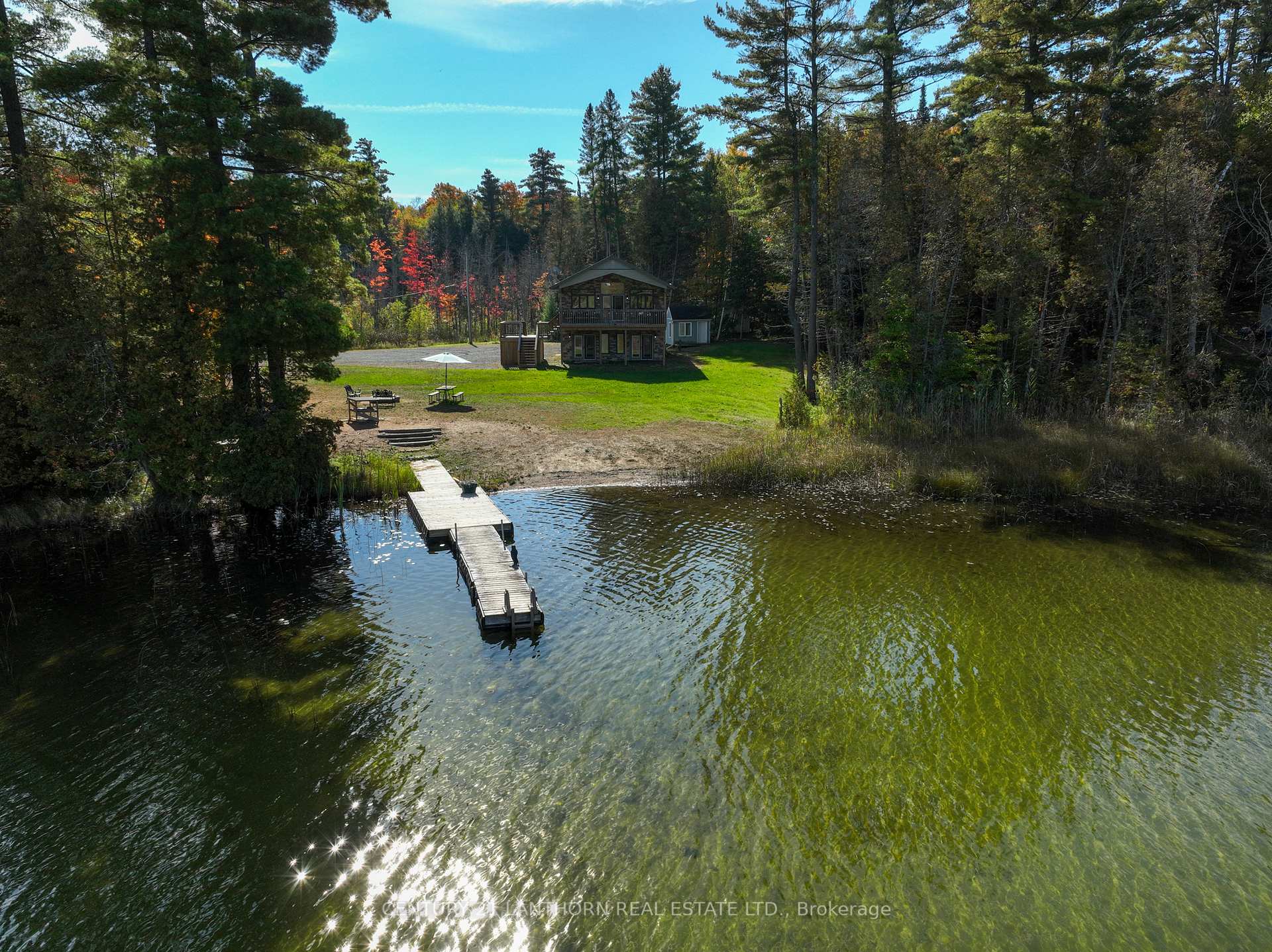 Photo 5 of 1014 Lyons Gate Lane, Frontenac, Frontenac North — HOMEH
