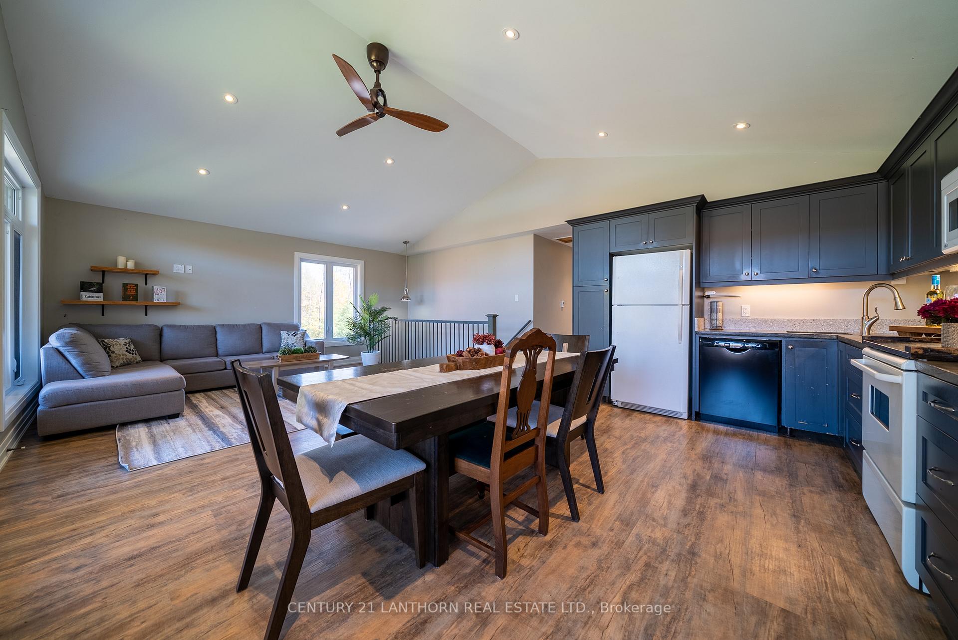Photo 21 of 1014 Lyons Gate Lane, Frontenac, Frontenac North — HOMEH