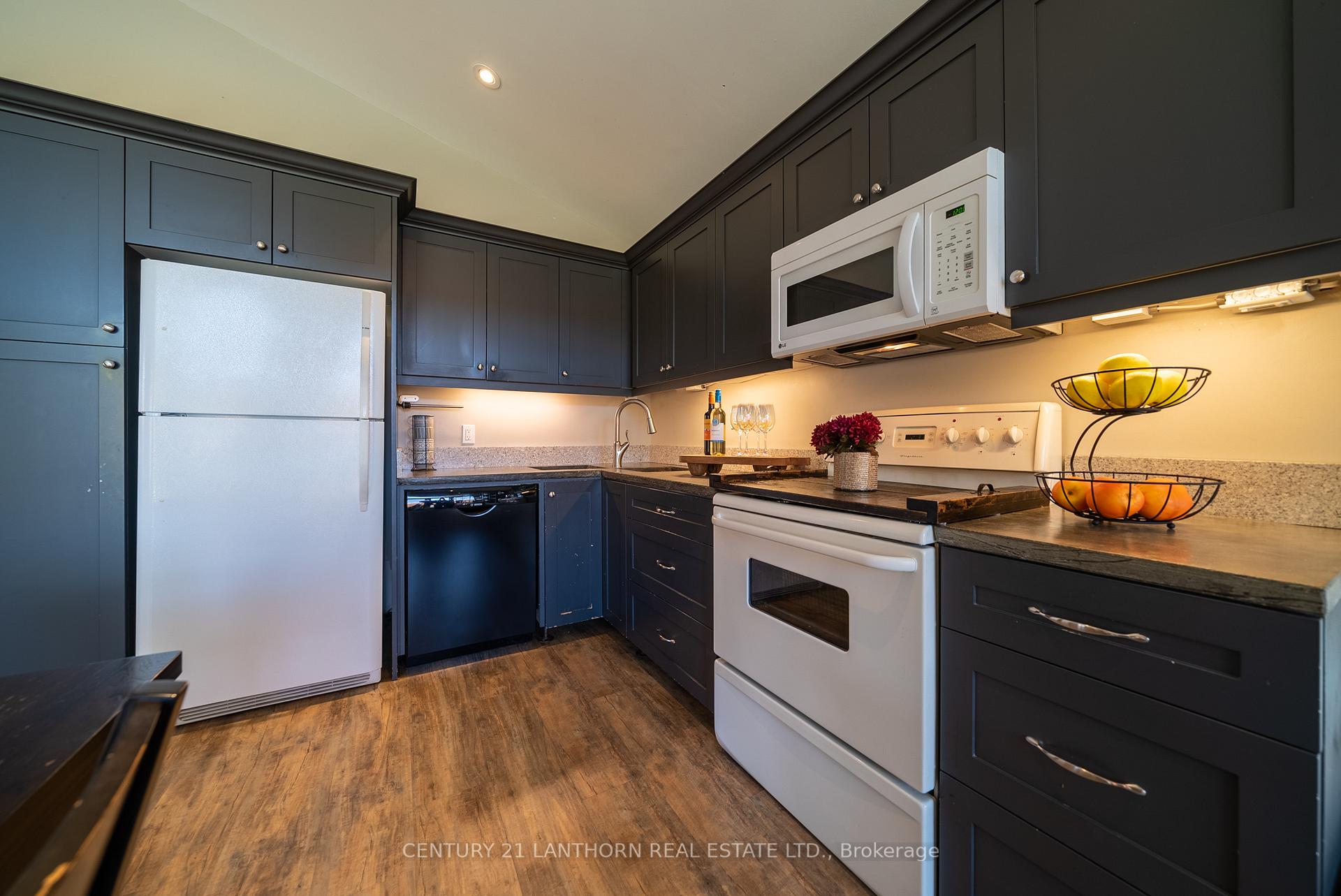 Photo 22 of 1014 Lyons Gate Lane, Frontenac, Frontenac North — HOMEH