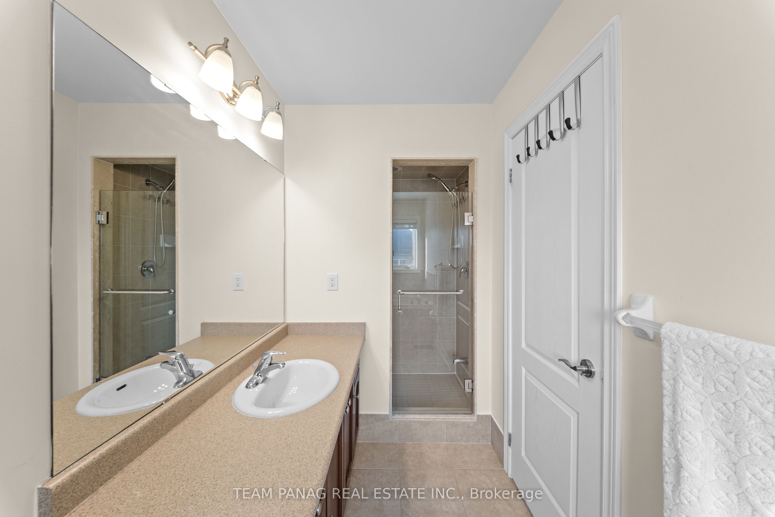 Photo 66 of 88 Clearfield Drive, Brampton, Bram East — HOMEH